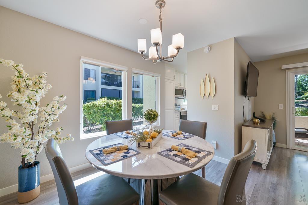 Detail Gallery Image 9 of 61 For 17637  Pomerado Rd  123, San Diego,  CA 92128 - 2 Beds | 2 Baths