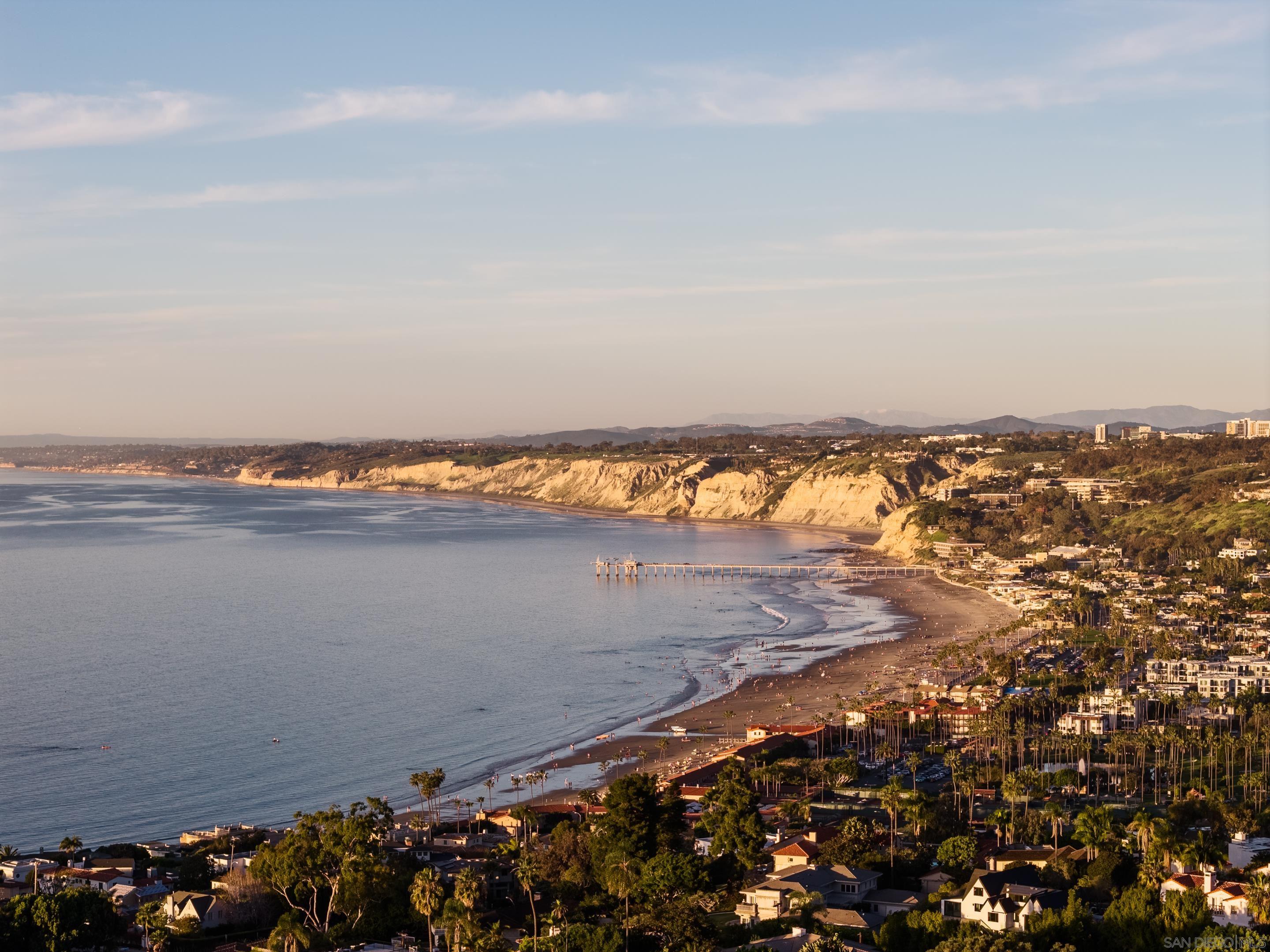 Detail Gallery Image 30 of 36 For 1642  Valdes Dr., La Jolla,  CA 92037 - 5 Beds | 5 Baths