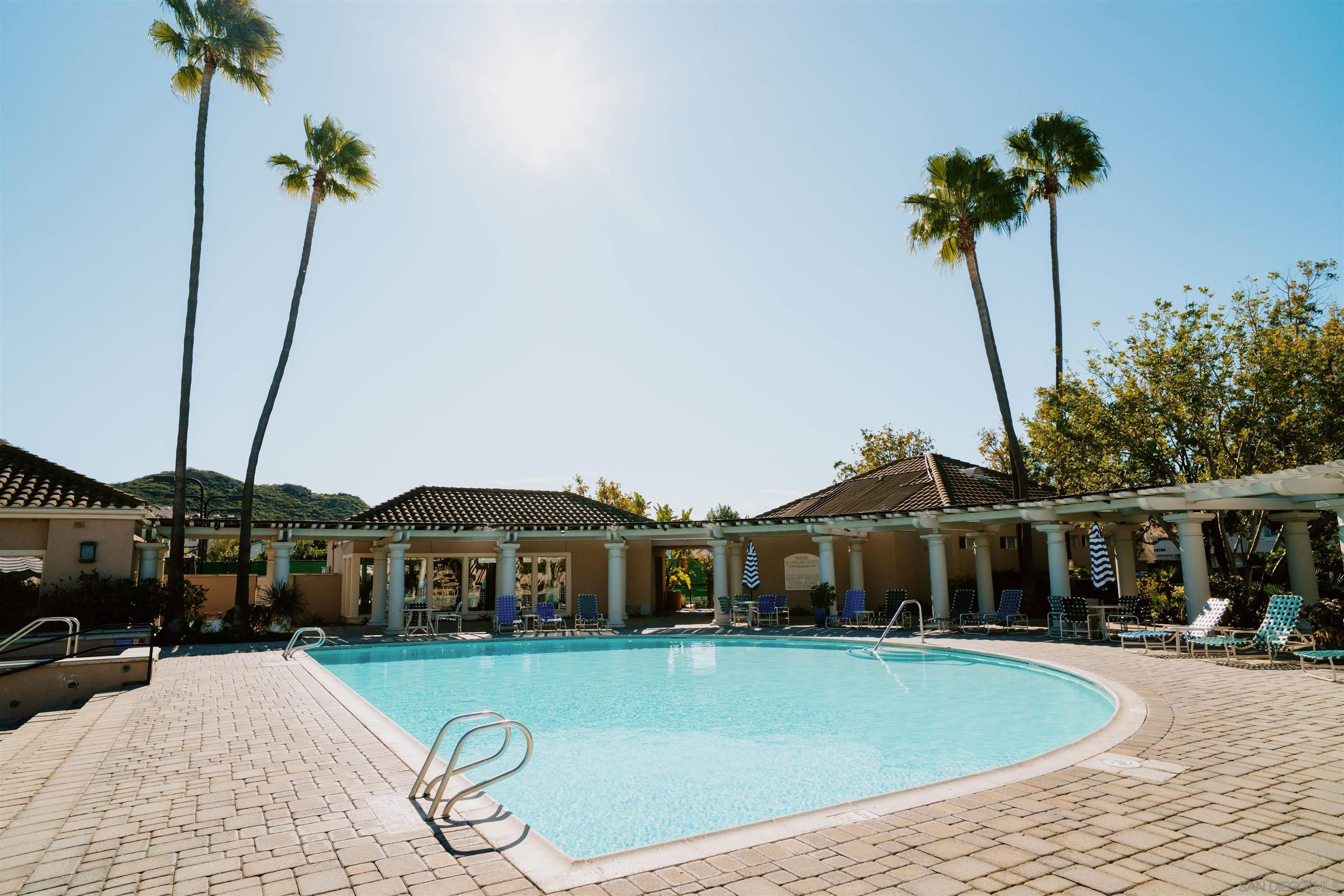 Detail Gallery Image 41 of 41 For 18638  Caminito Cantilena  #272,  San Diego,  CA 92128 - 3 Beds | 2 Baths