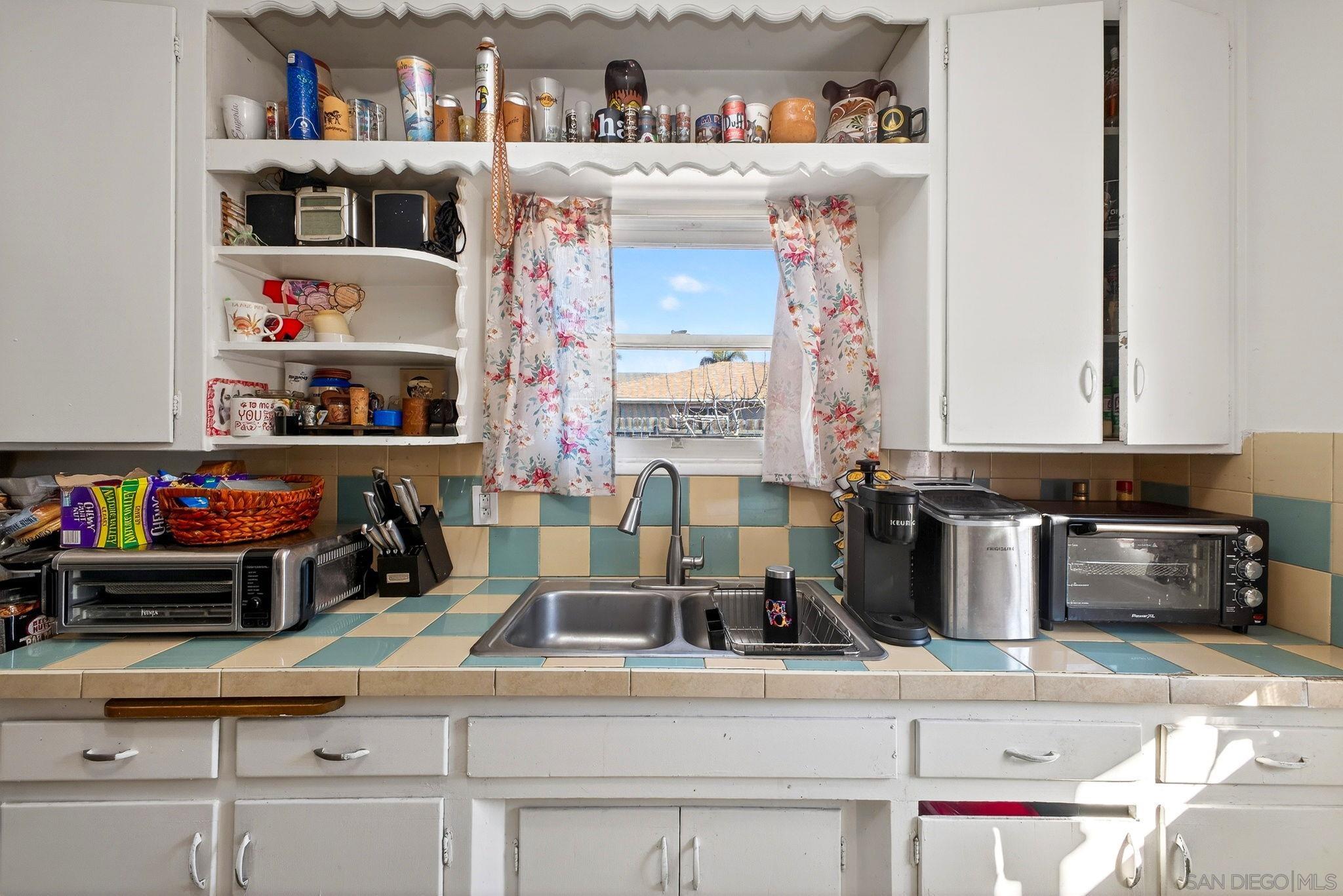 Detail Gallery Image 14 of 62 For 82-86  Quintard St, Chula Vista,  CA 91911 - – Beds | – Baths