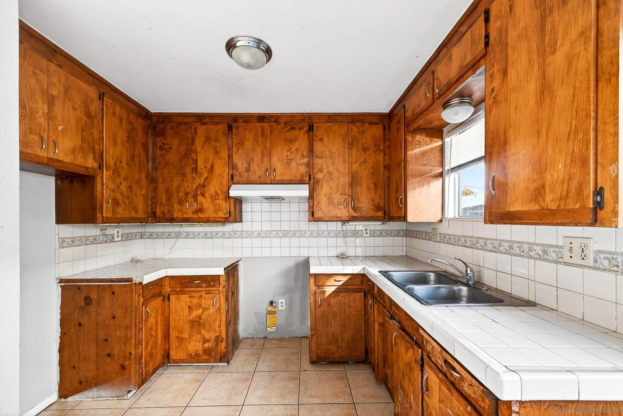 Detail Gallery Image 32 of 62 For 82-86  Quintard St, Chula Vista,  CA 91911 - – Beds | – Baths