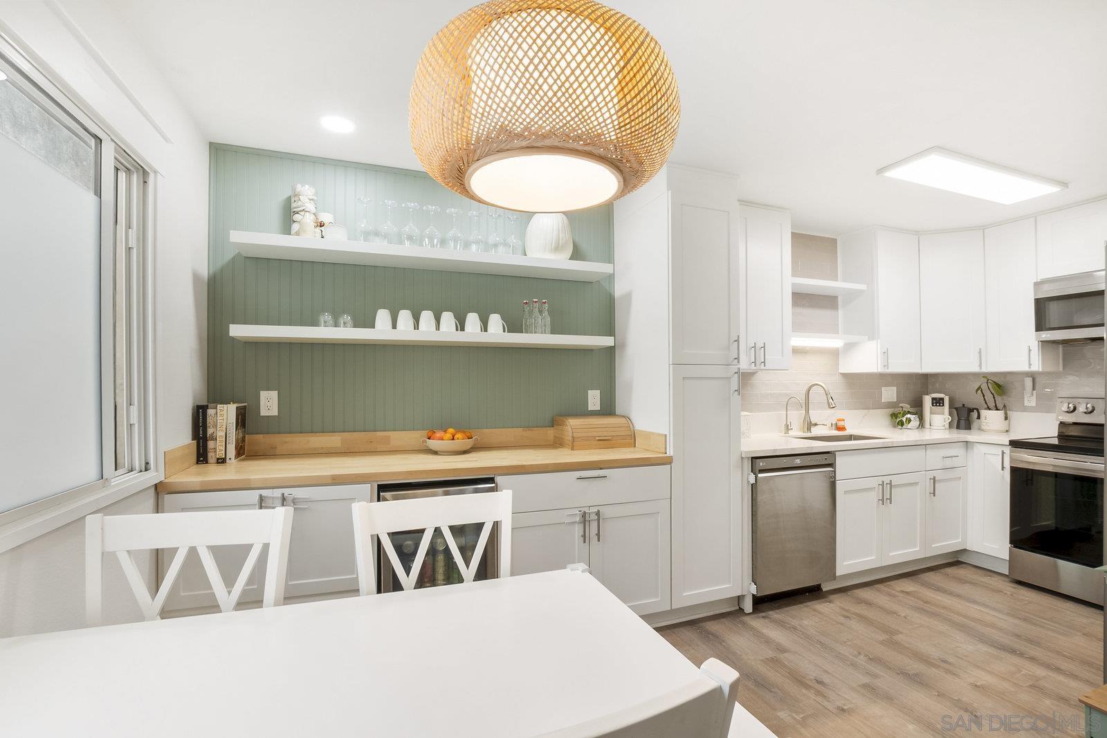 Detail Gallery Image 11 of 31 For 140  Walnut Ave  2a,  San Diego,  CA 92103 - 2 Beds | 2 Baths