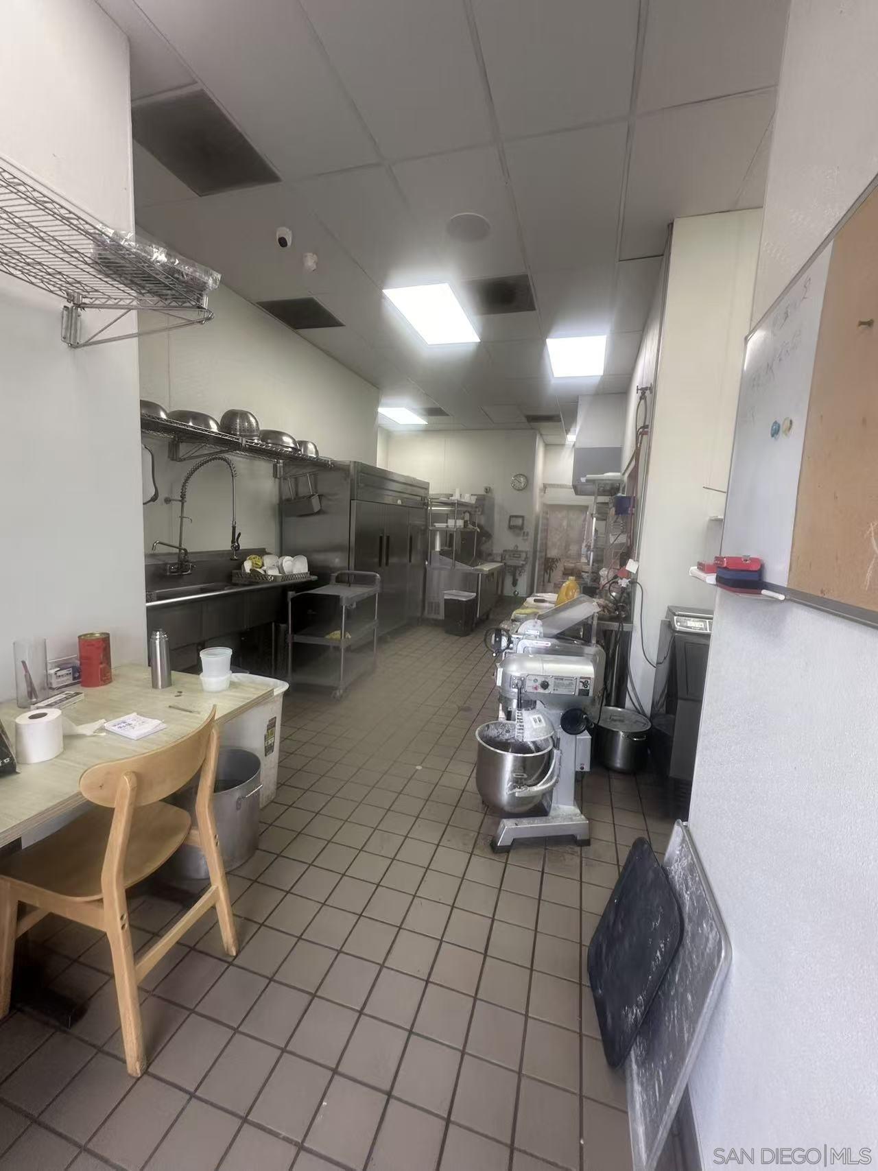 Detail Gallery Image 14 of 21 For 4726  Clairmont Mesa Blvd, San Diego,  CA 92117 - – Beds | – Baths