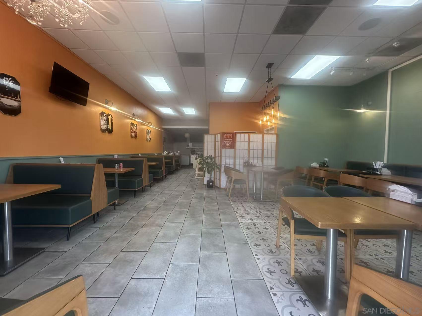 Detail Gallery Image 10 of 21 For 4726  Clairmont Mesa Blvd, San Diego,  CA 92117 - – Beds | – Baths