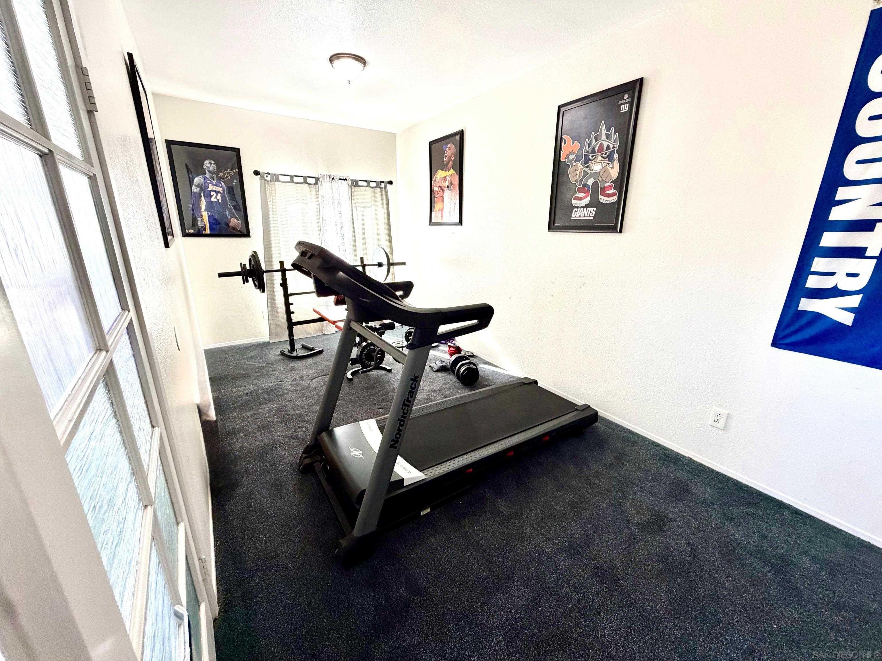 Detail Gallery Image 20 of 45 For 5873  Montery Place, Palmdale,  CA 93552 - 5 Beds | 3 Baths