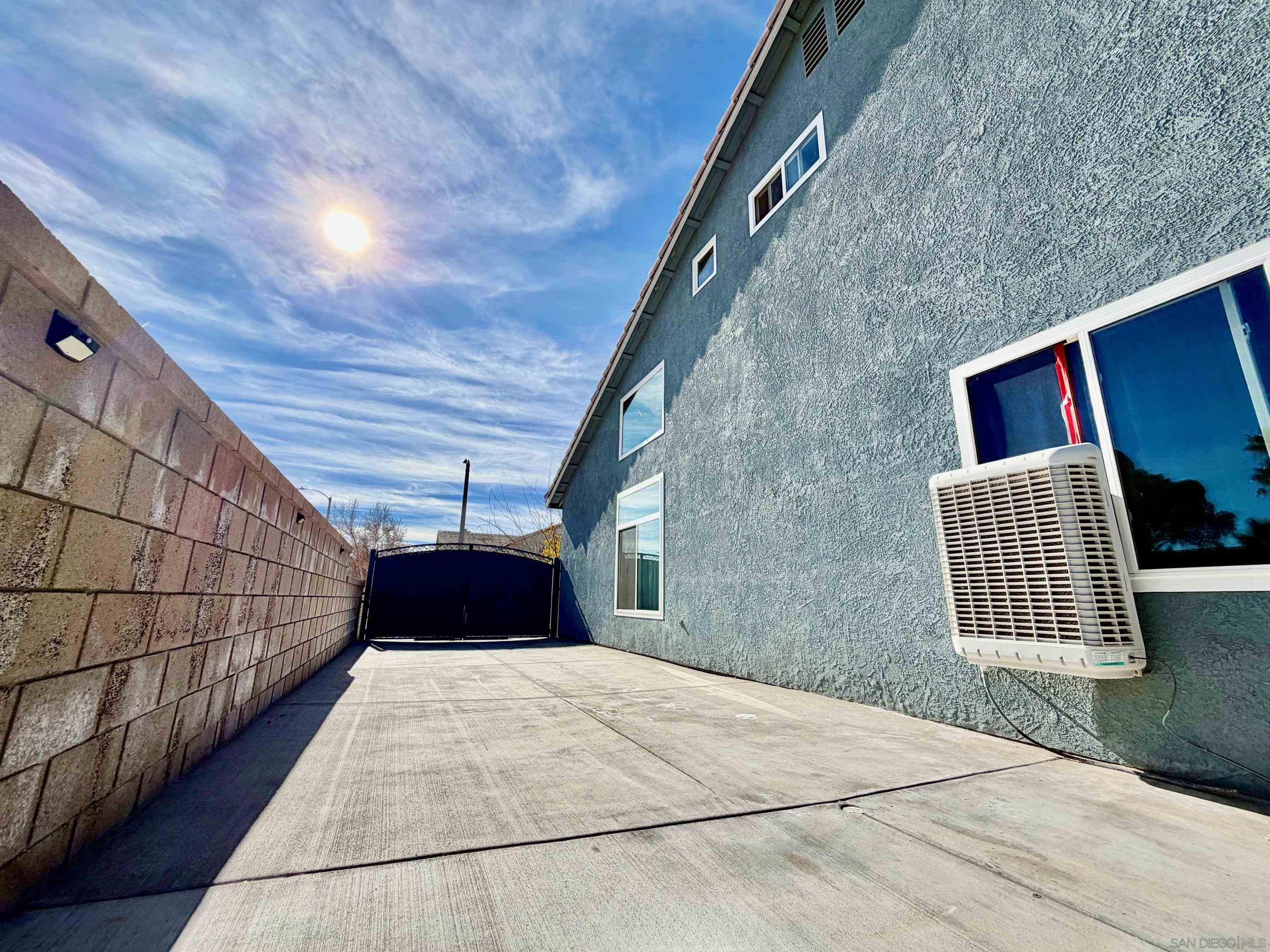 Detail Gallery Image 44 of 45 For 5873  Montery Place, Palmdale,  CA 93552 - 5 Beds | 3 Baths