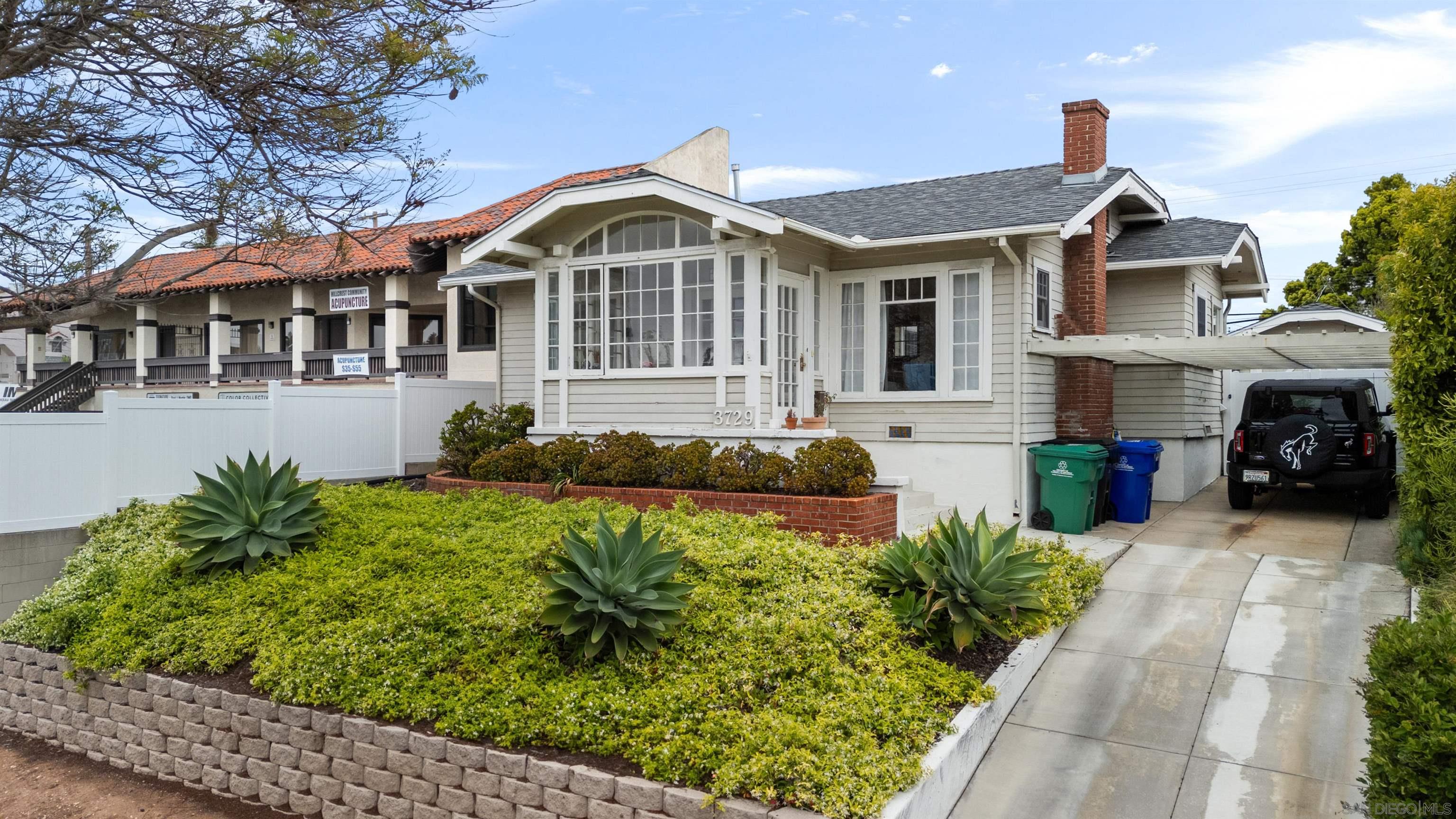 Detail Gallery Image 2 of 36 For 3729  Indiana Street, San Diego,  CA 92103 - 3 Beds | 2 Baths