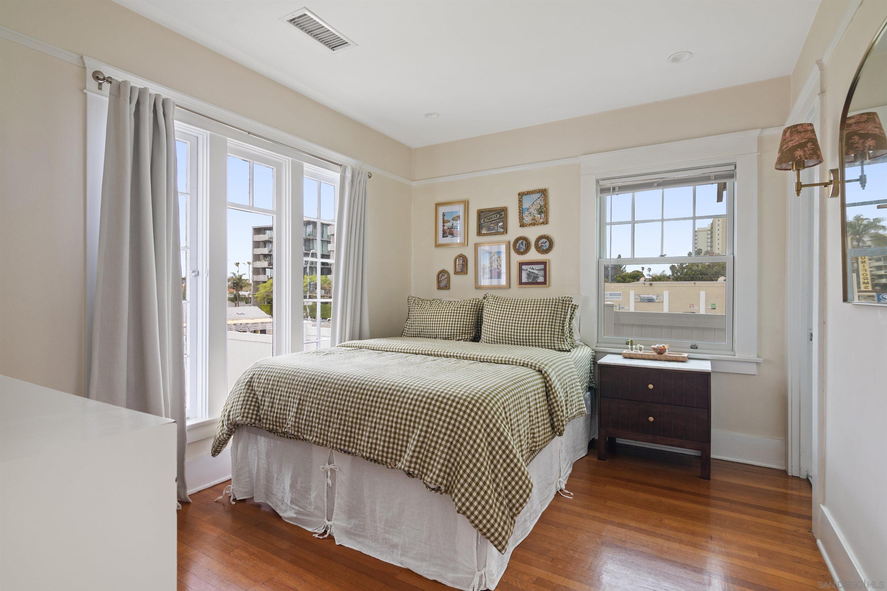 Detail Gallery Image 16 of 36 For 3729  Indiana Street, San Diego,  CA 92103 - 3 Beds | 2 Baths