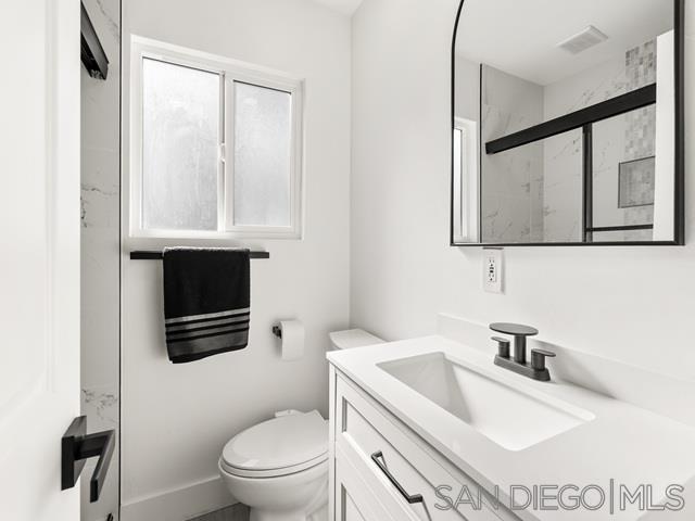 Detail Gallery Image 31 of 49 For 4976  Arroyo Linda Ave, San Diego,  CA 92117 - 4 Beds | 2 Baths