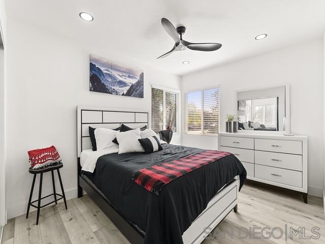 Detail Gallery Image 33 of 49 For 4976  Arroyo Linda Ave, San Diego,  CA 92117 - 4 Beds | 2 Baths