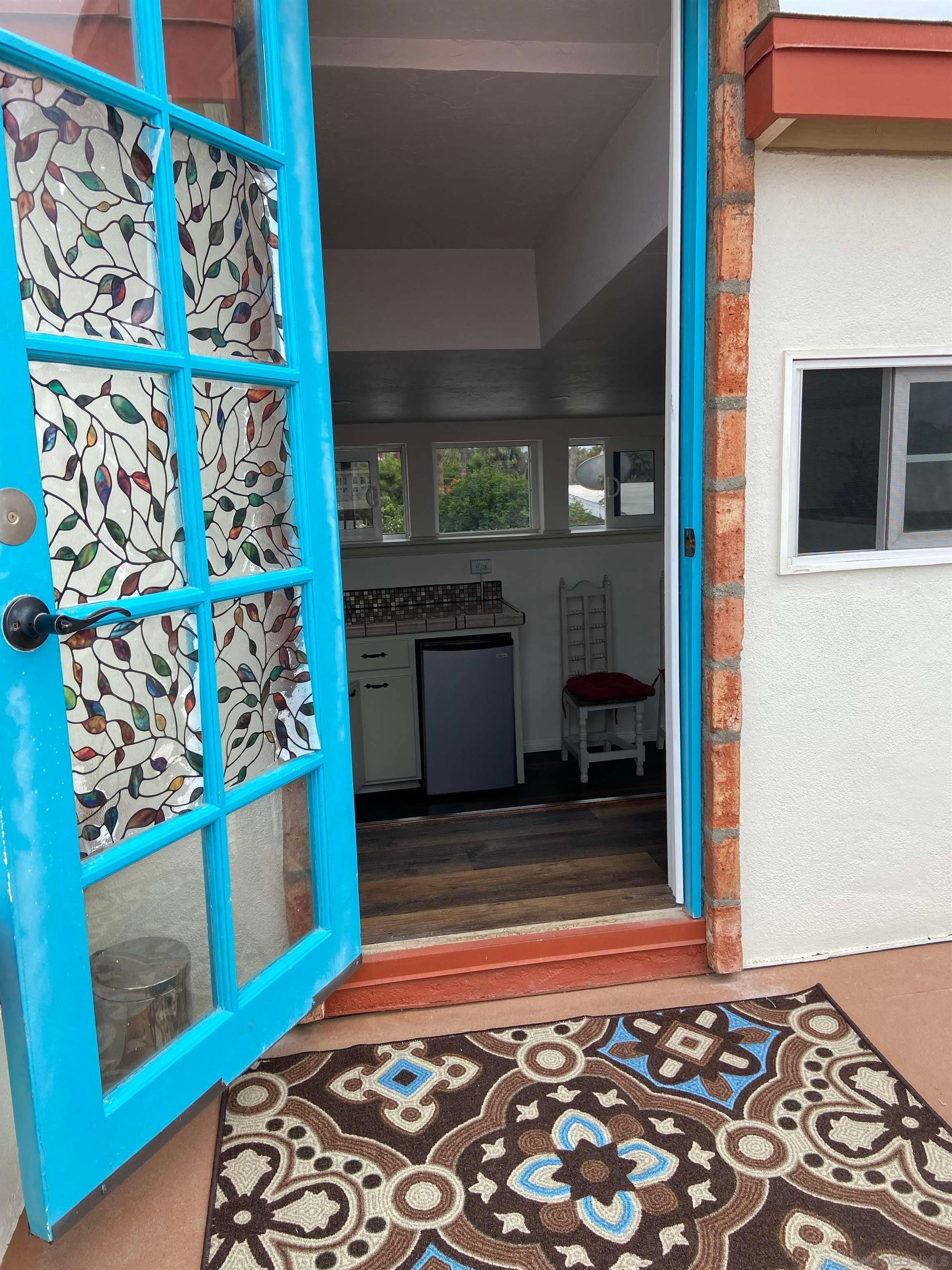 Detail Gallery Image 2 of 7 For 116  Bahia Viscaino, –,  CA 99999 - 3 Beds | 3 Baths