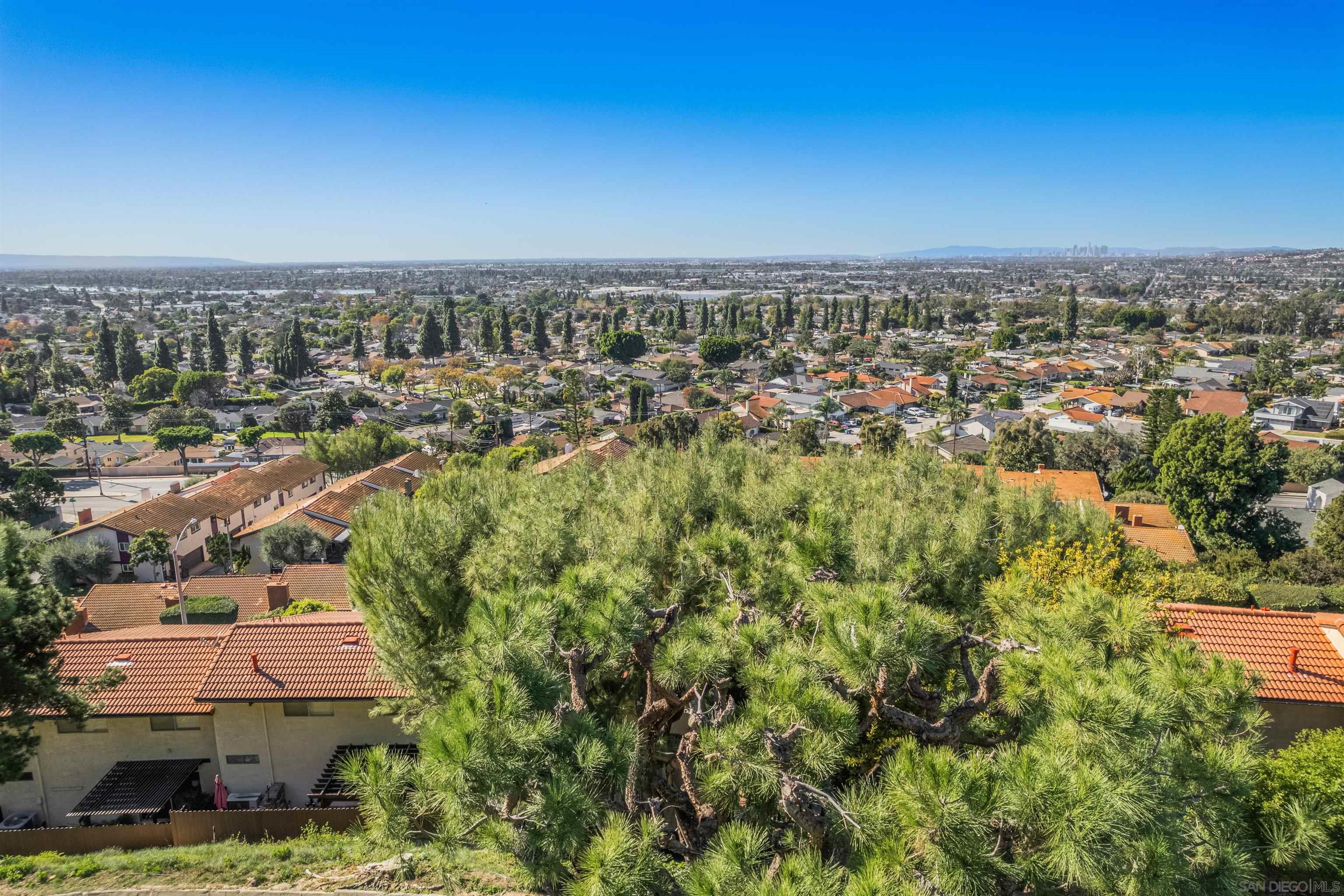 Detail Gallery Image 10 of 24 For 5032  Tierra Antigua Dr, Whittier,  CA 90601 - 2 Beds | 3 Baths