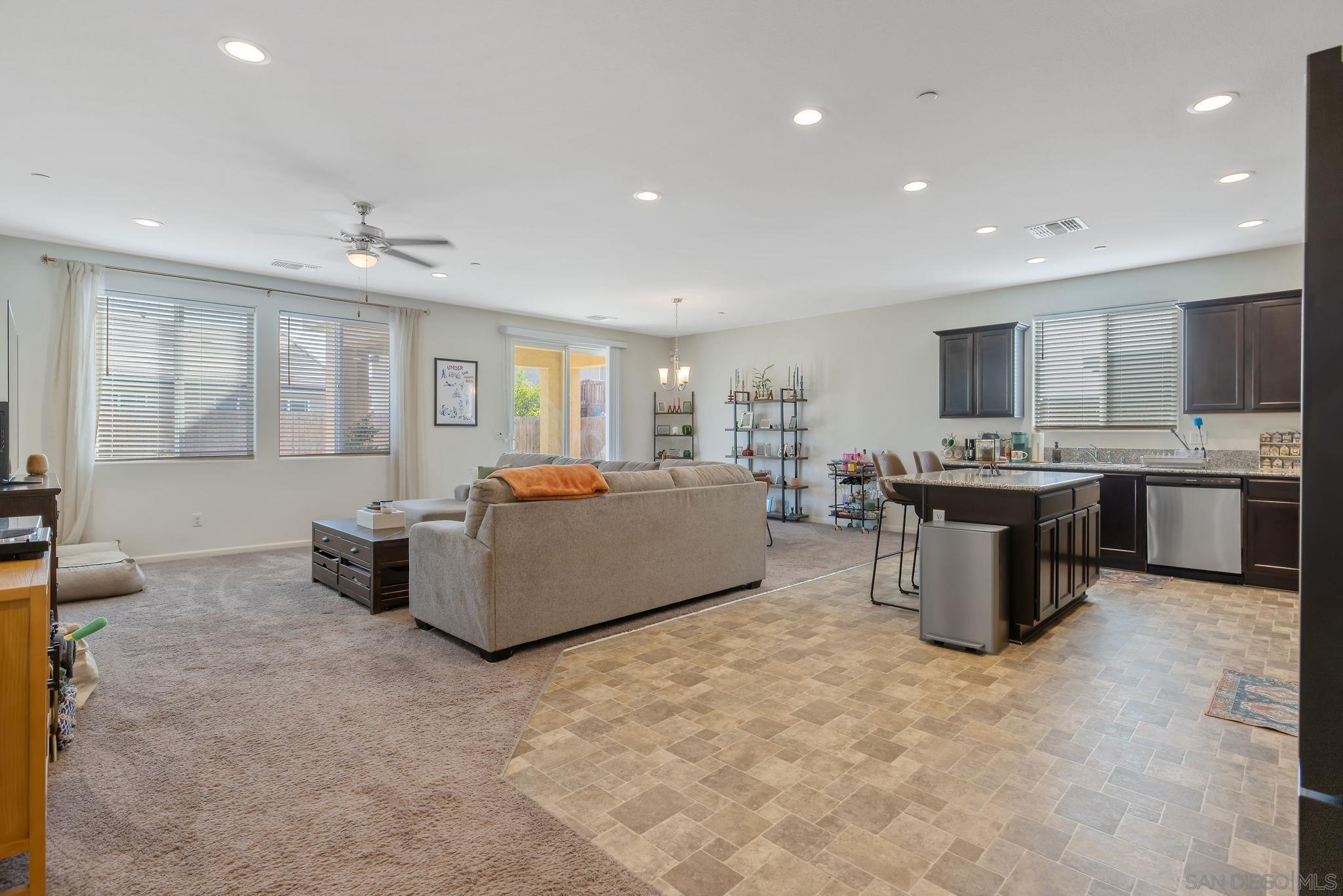 Detail Gallery Image 16 of 45 For 495  Pearl Dr, Lemoore,  CA 93245 - 3 Beds | 2 Baths