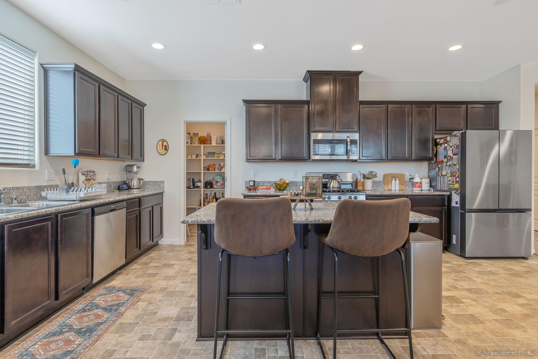 Detail Gallery Image 19 of 45 For 495  Pearl Dr, Lemoore,  CA 93245 - 3 Beds | 2 Baths