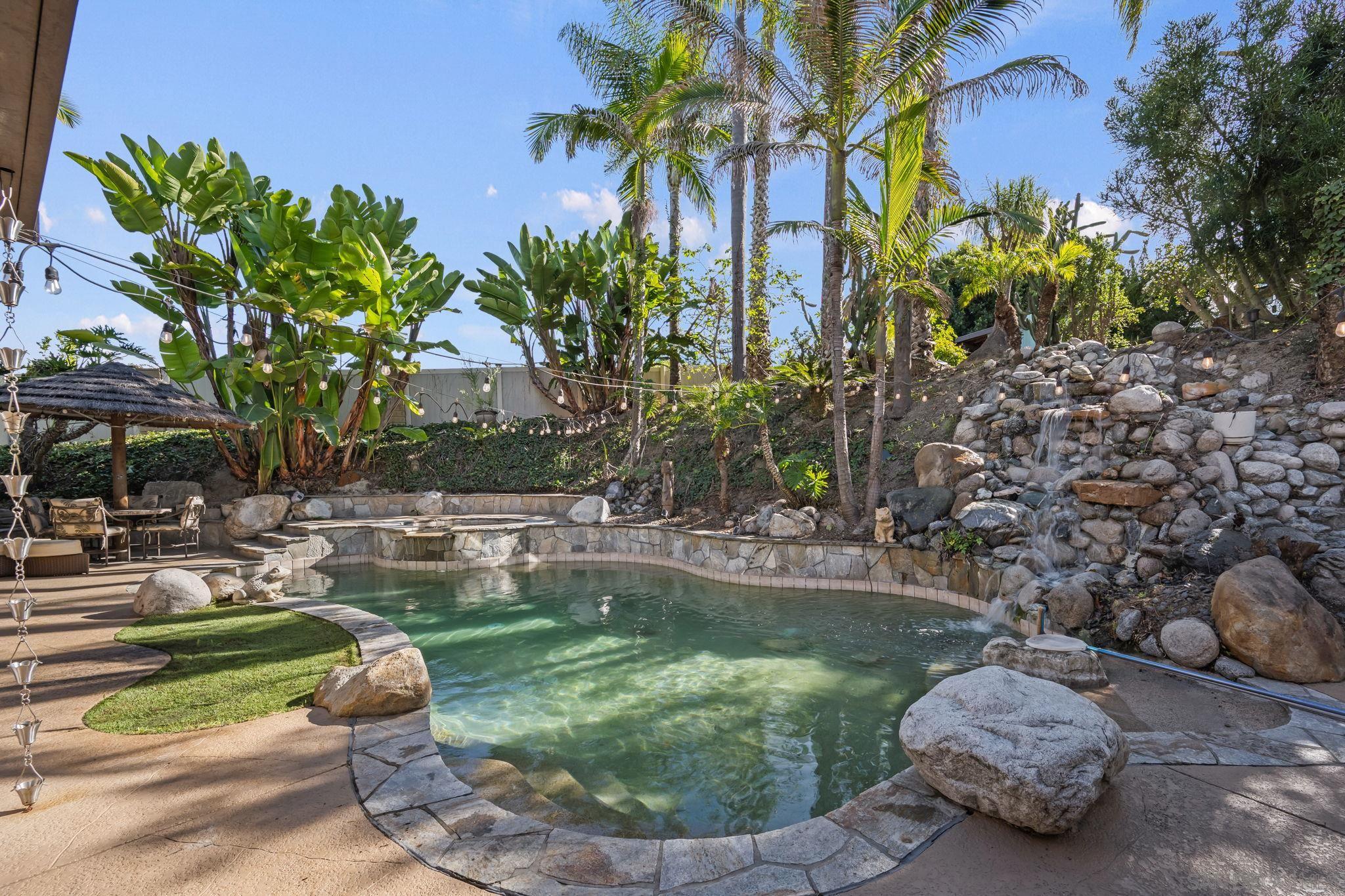 Detail Gallery Image 16 of 70 For 1180  Academy Ln, Vista,  CA 92081 - 5 Beds | 4 Baths