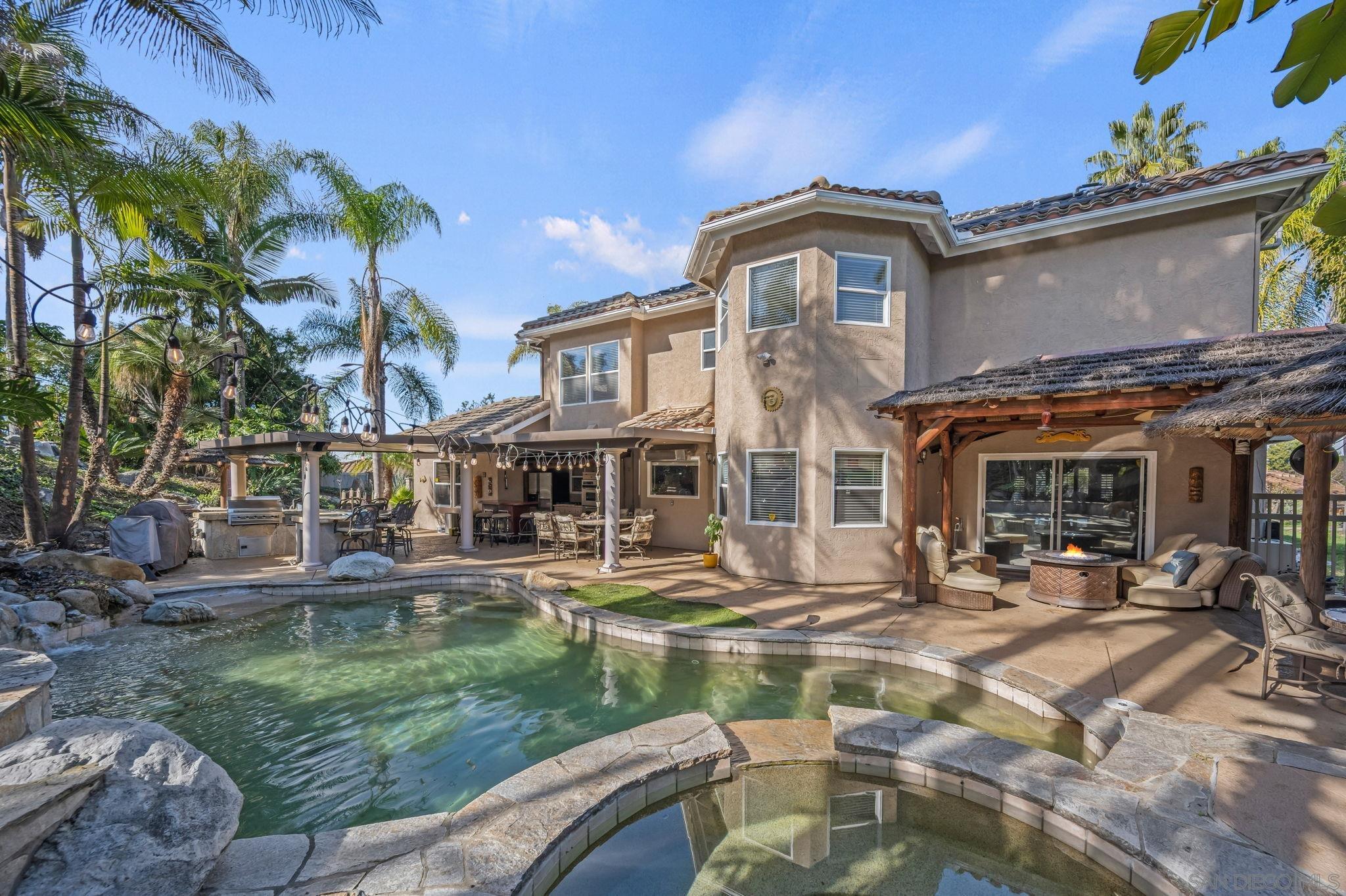 Detail Gallery Image 22 of 70 For 1180  Academy Ln, Vista,  CA 92081 - 5 Beds | 4 Baths