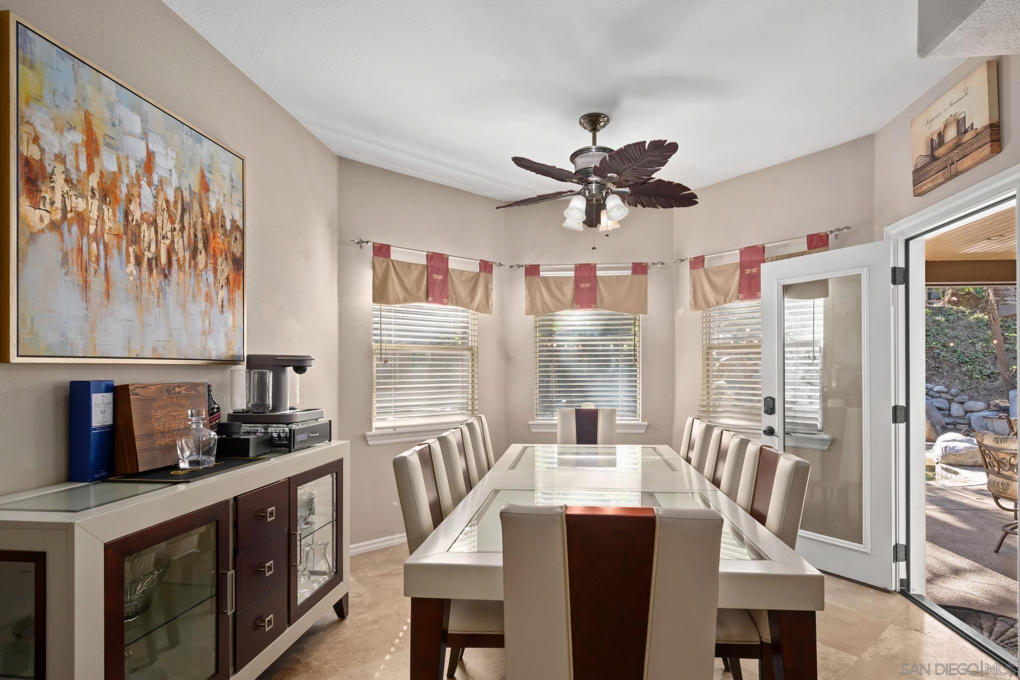 Detail Gallery Image 23 of 70 For 1180  Academy Ln, Vista,  CA 92081 - 5 Beds | 4 Baths