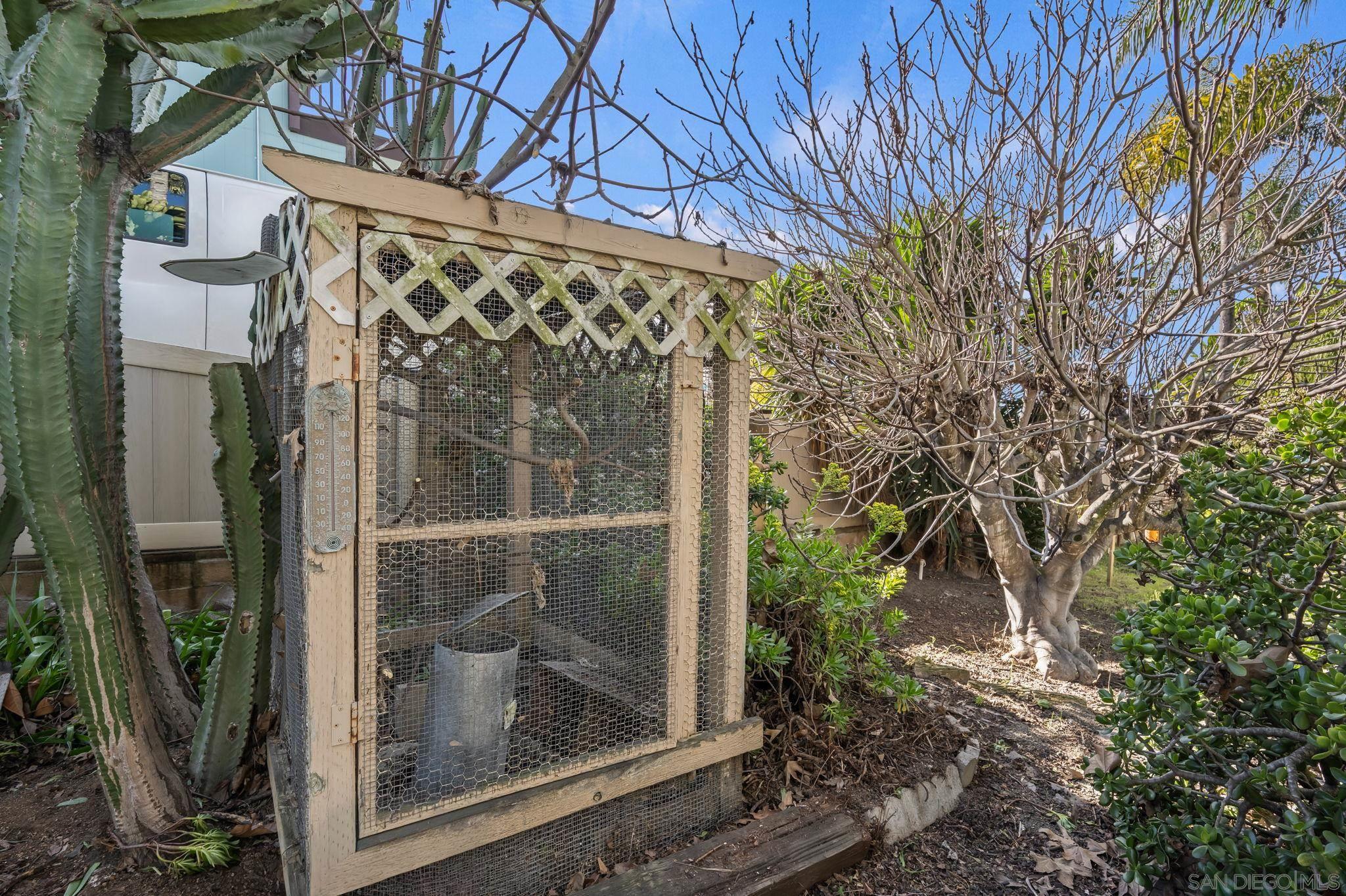 Detail Gallery Image 60 of 70 For 1180  Academy Ln, Vista,  CA 92081 - 5 Beds | 4 Baths