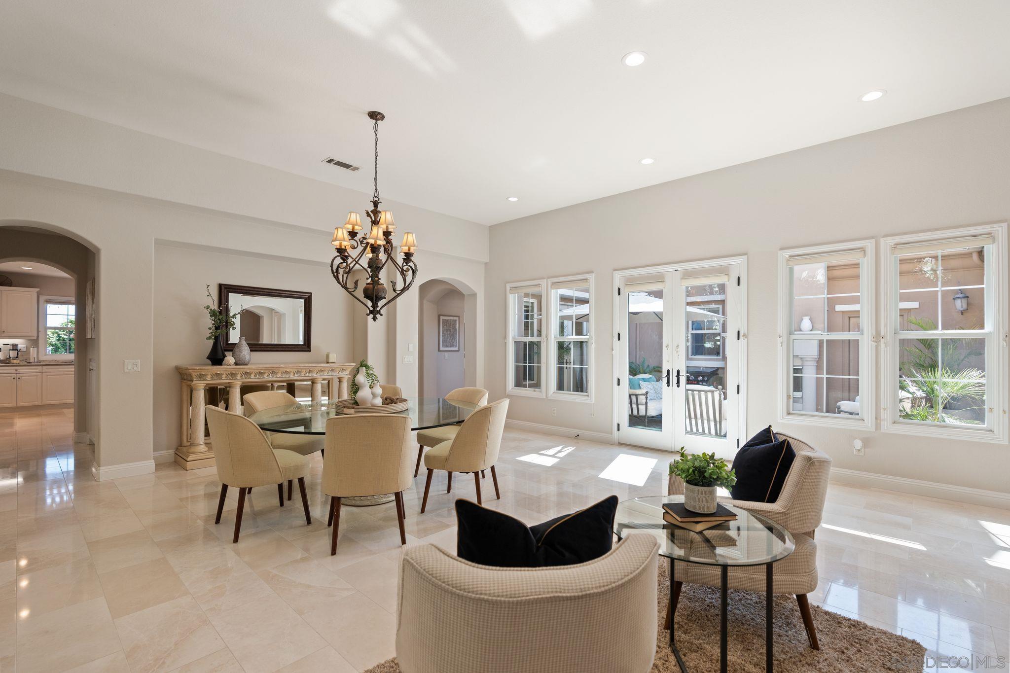 Detail Gallery Image 15 of 62 For 15583  Rising River Pl. S, San Diego,  CA 92127 - 5 Beds | 4/1 Baths