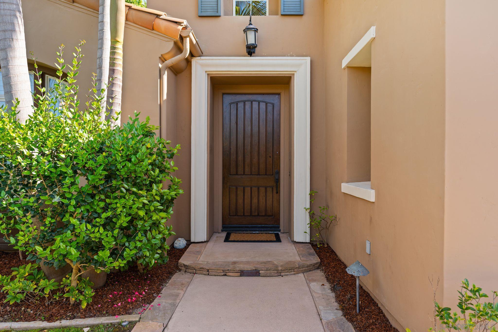 Detail Gallery Image 3 of 62 For 15583  Rising River Pl. S, San Diego,  CA 92127 - 5 Beds | 4/1 Baths