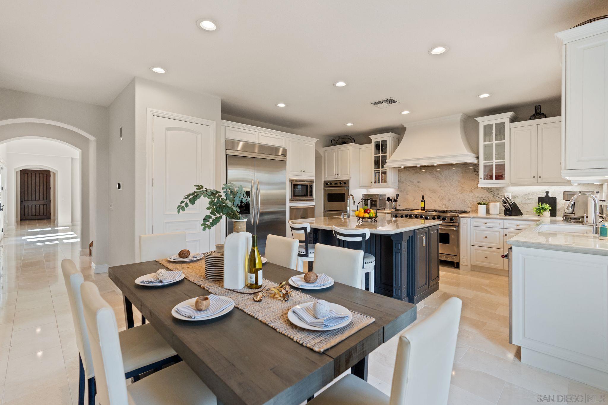 Detail Gallery Image 21 of 62 For 15583  Rising River Pl. S, San Diego,  CA 92127 - 5 Beds | 4/1 Baths