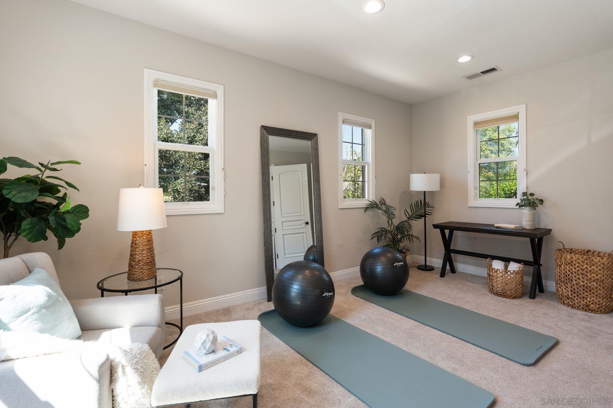 Detail Gallery Image 8 of 62 For 15583  Rising River Pl. S, San Diego,  CA 92127 - 5 Beds | 4/1 Baths