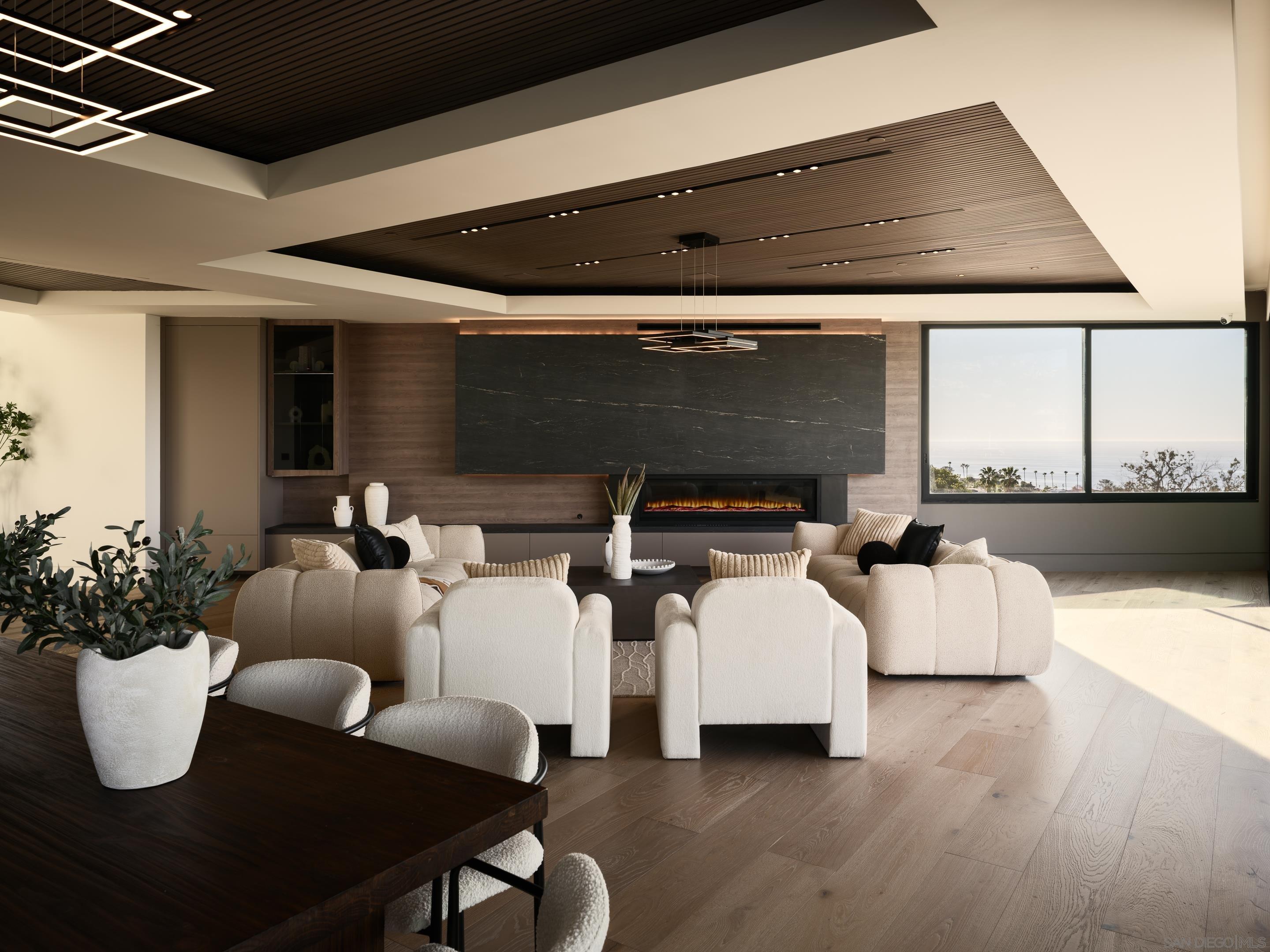 Detail Gallery Image 12 of 45 For 6627  Muirlands Dr, La Jolla,  CA 92037 - 7 Beds | 7/1 Baths