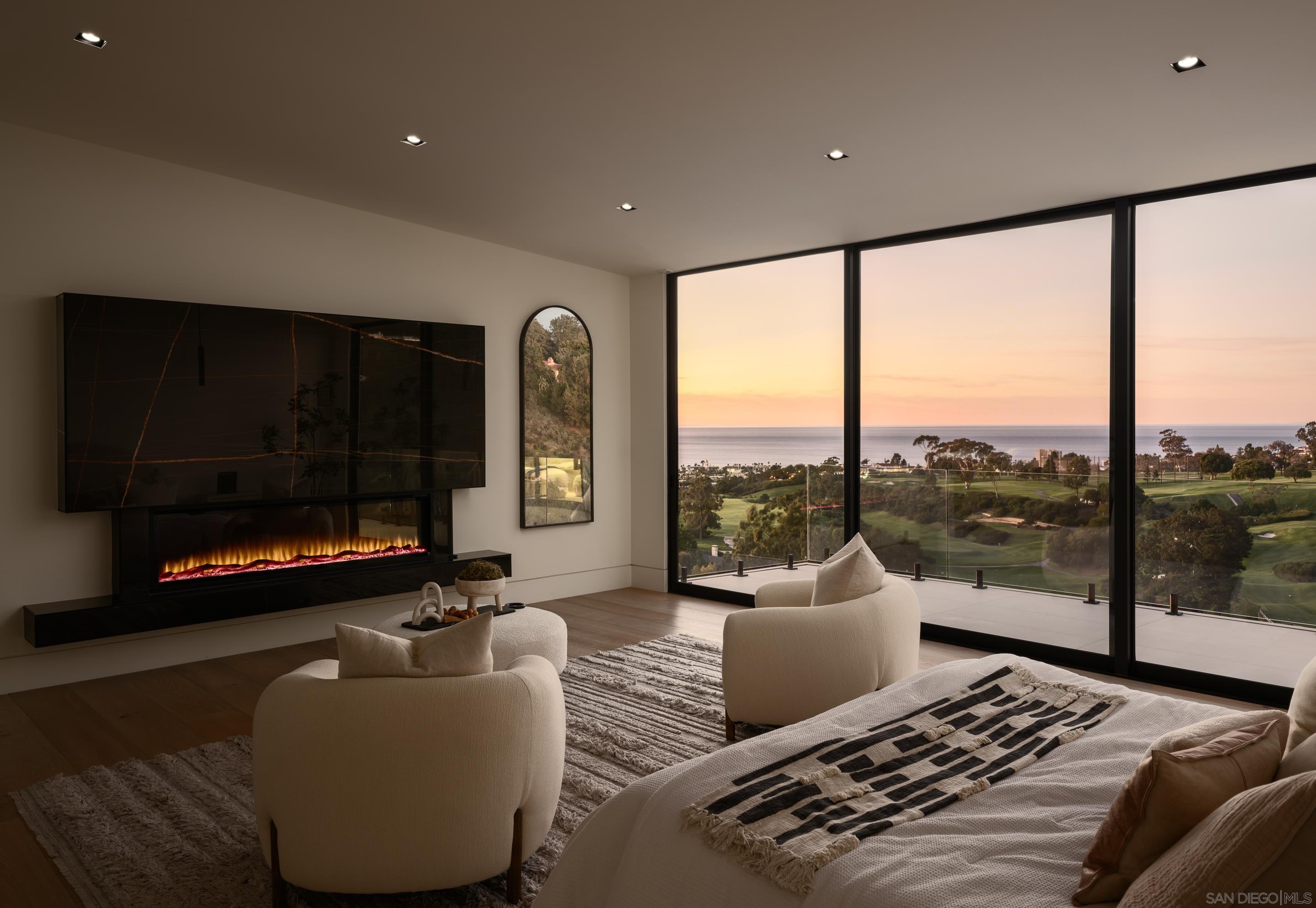 Detail Gallery Image 20 of 45 For 6627  Muirlands Dr, La Jolla,  CA 92037 - 7 Beds | 7/1 Baths