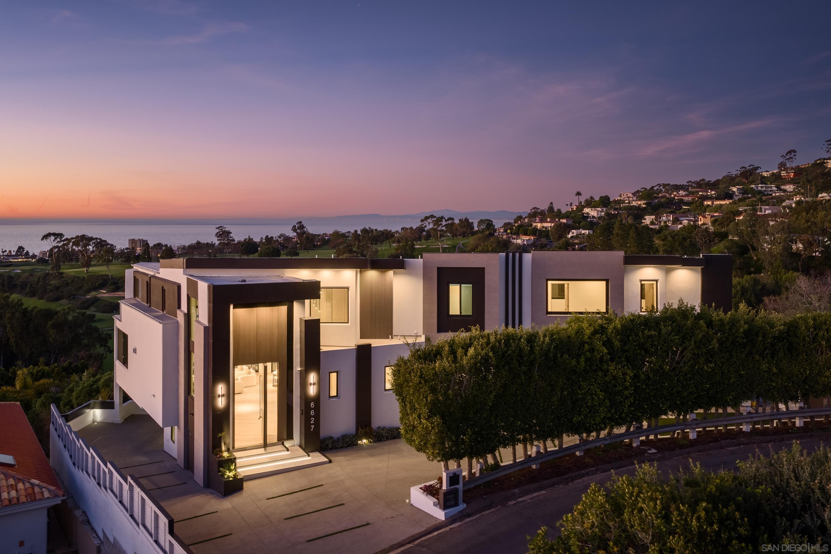 Detail Gallery Image 45 of 45 For 6627  Muirlands Dr, La Jolla,  CA 92037 - 7 Beds | 7/1 Baths