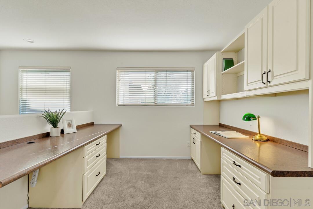 Detail Gallery Image 24 of 72 For 18910  Caminito Cantilena  #10,  San Diego,  CA 92128 - 3 Beds | 2/1 Baths