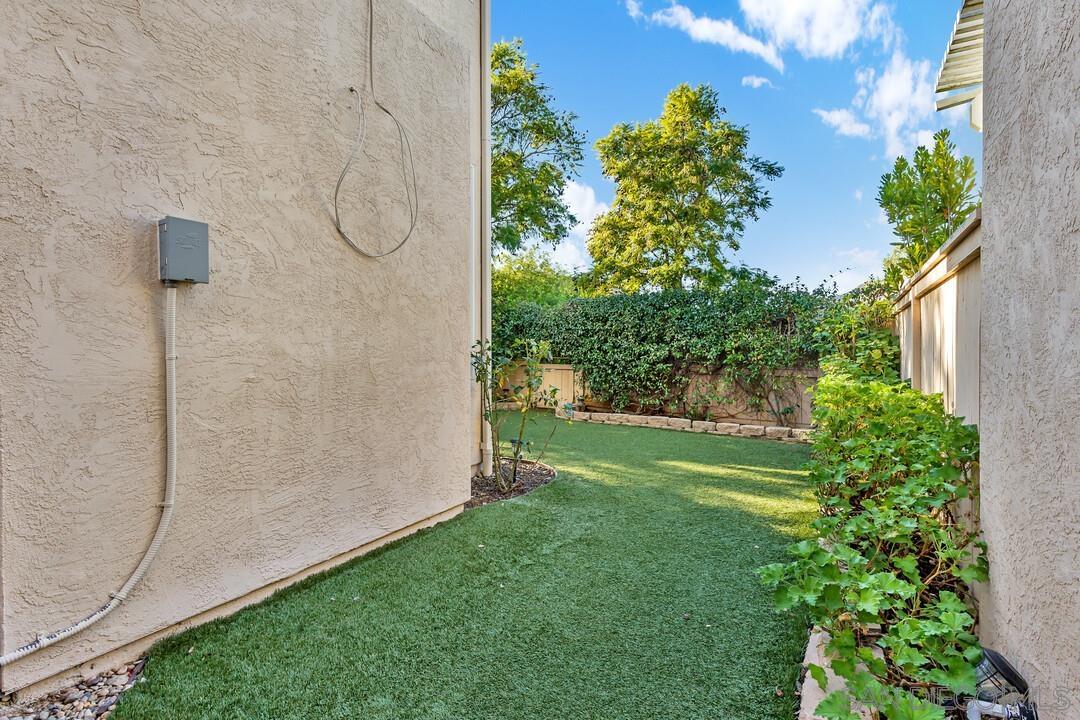 Detail Gallery Image 41 of 72 For 18910  Caminito Cantilena  #10,  San Diego,  CA 92128 - 3 Beds | 2/1 Baths