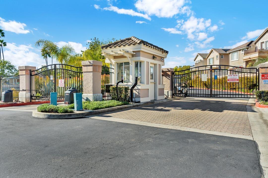 Detail Gallery Image 54 of 72 For 18910  Caminito Cantilena  #10,  San Diego,  CA 92128 - 3 Beds | 2/1 Baths