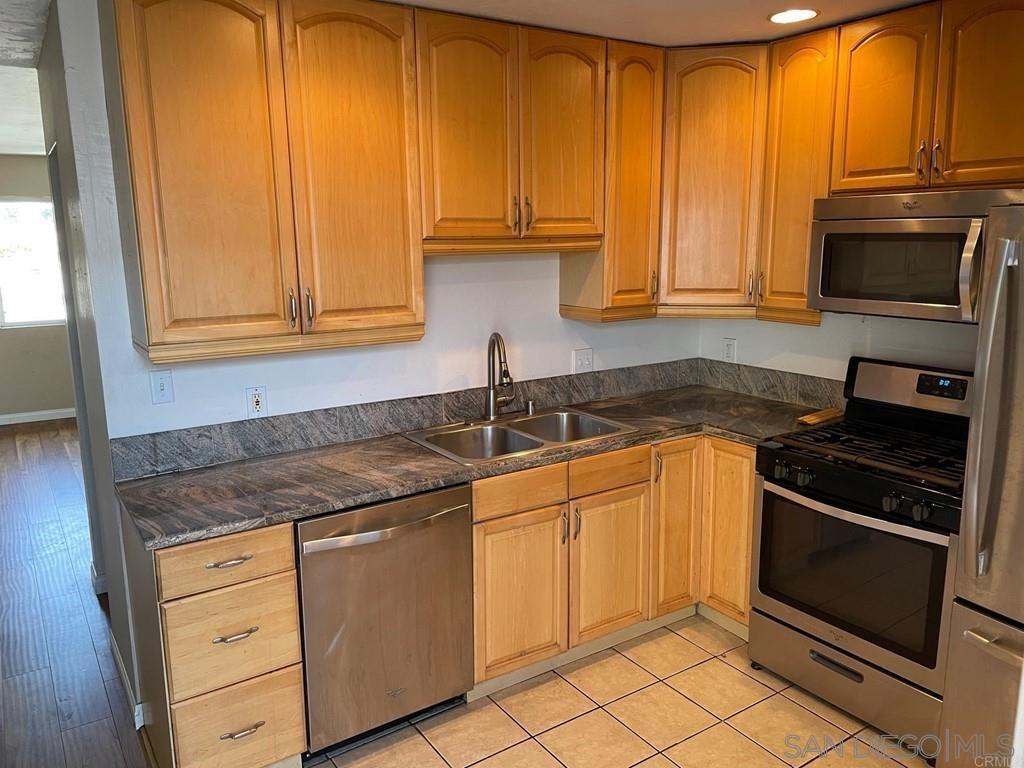 Detail Gallery Image 11 of 15 For 4875   Cole St  #69,  San Diego,  CA 92117 - 3 Beds | 1/1 Baths