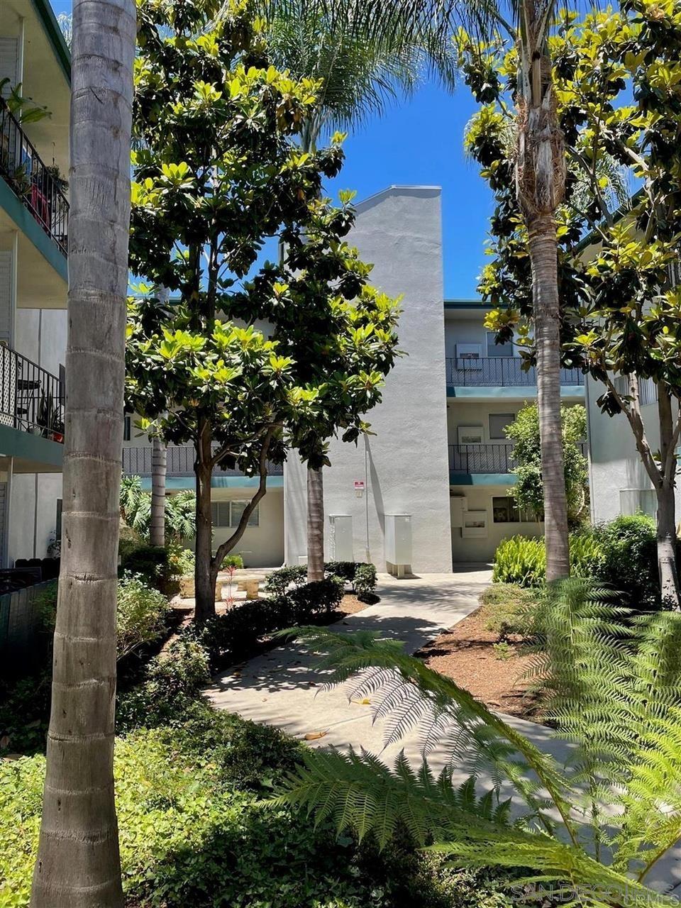 Detail Gallery Image 6 of 15 For 4875   Cole St  #69,  San Diego,  CA 92117 - 3 Beds | 1/1 Baths