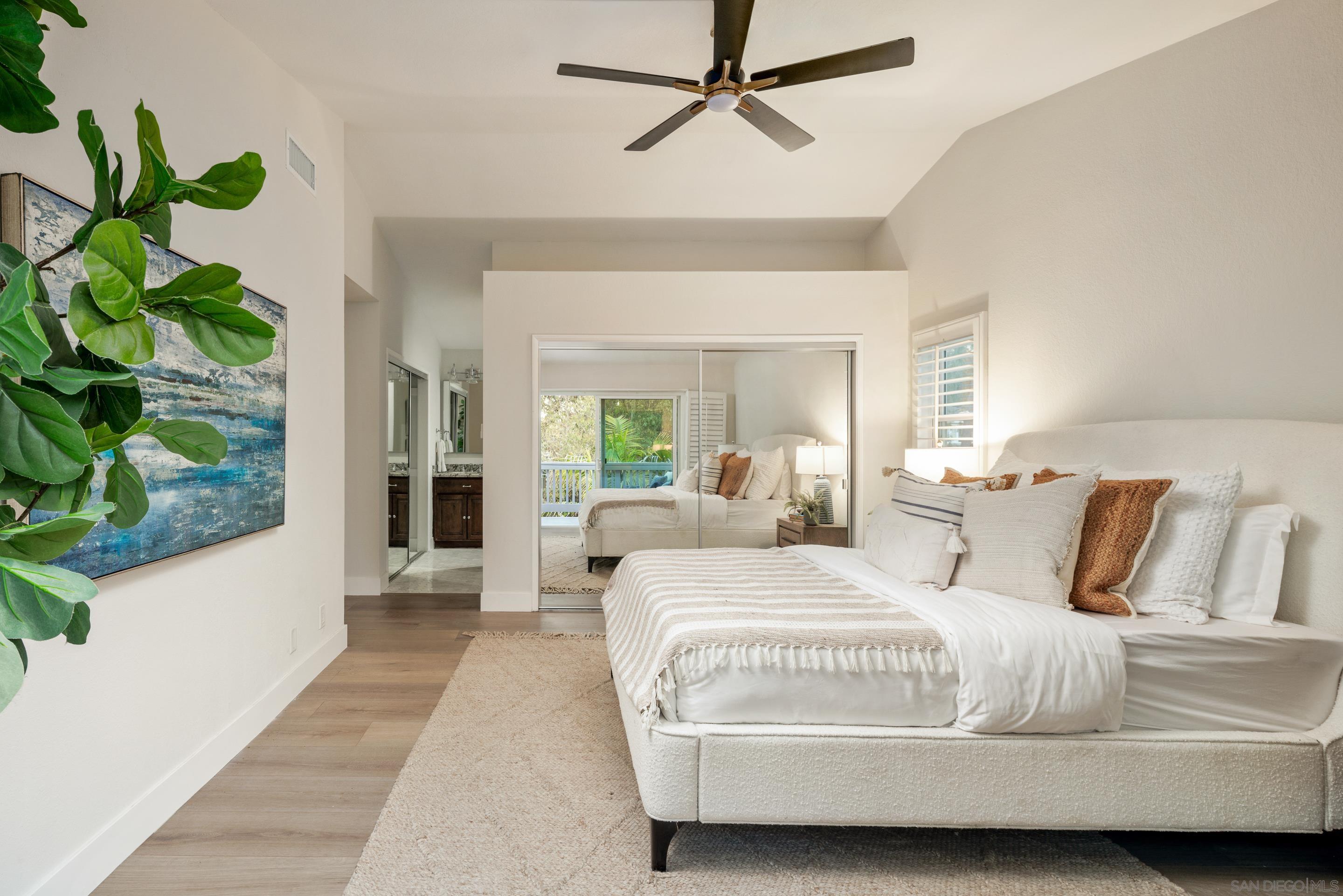 Detail Gallery Image 13 of 26 For 3442  Celinda Drive, Carlsbad,  CA 92008 - 4 Beds | 2/1 Baths