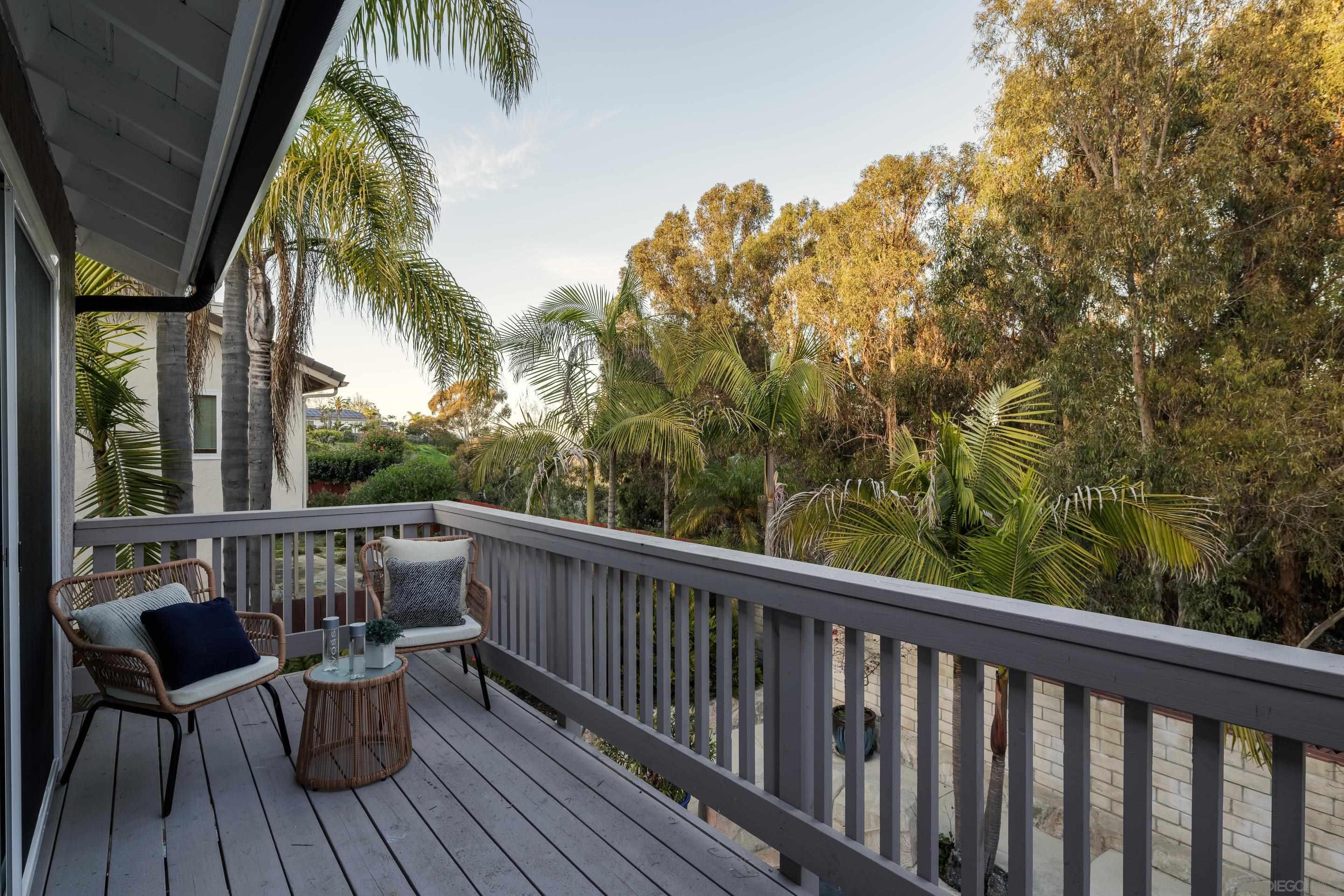 Detail Gallery Image 15 of 26 For 3442  Celinda Drive, Carlsbad,  CA 92008 - 4 Beds | 2/1 Baths