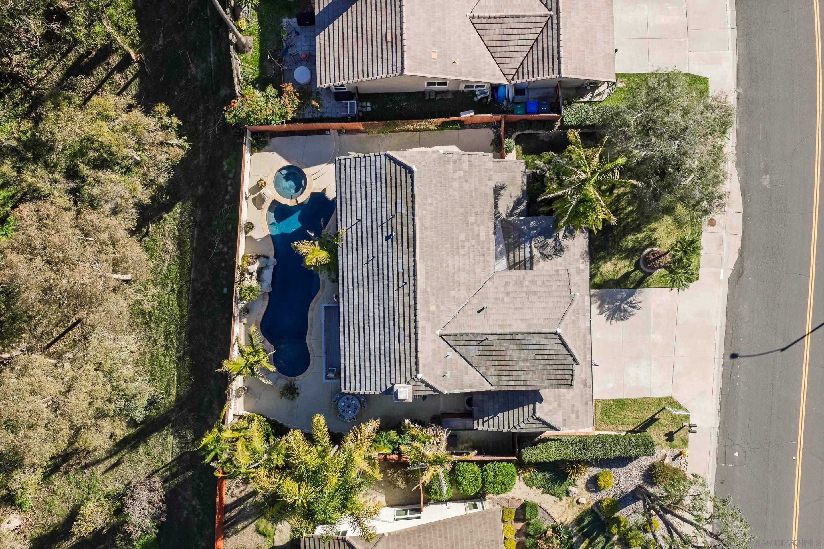 Detail Gallery Image 25 of 26 For 3442  Celinda Drive, Carlsbad,  CA 92008 - 4 Beds | 2/1 Baths