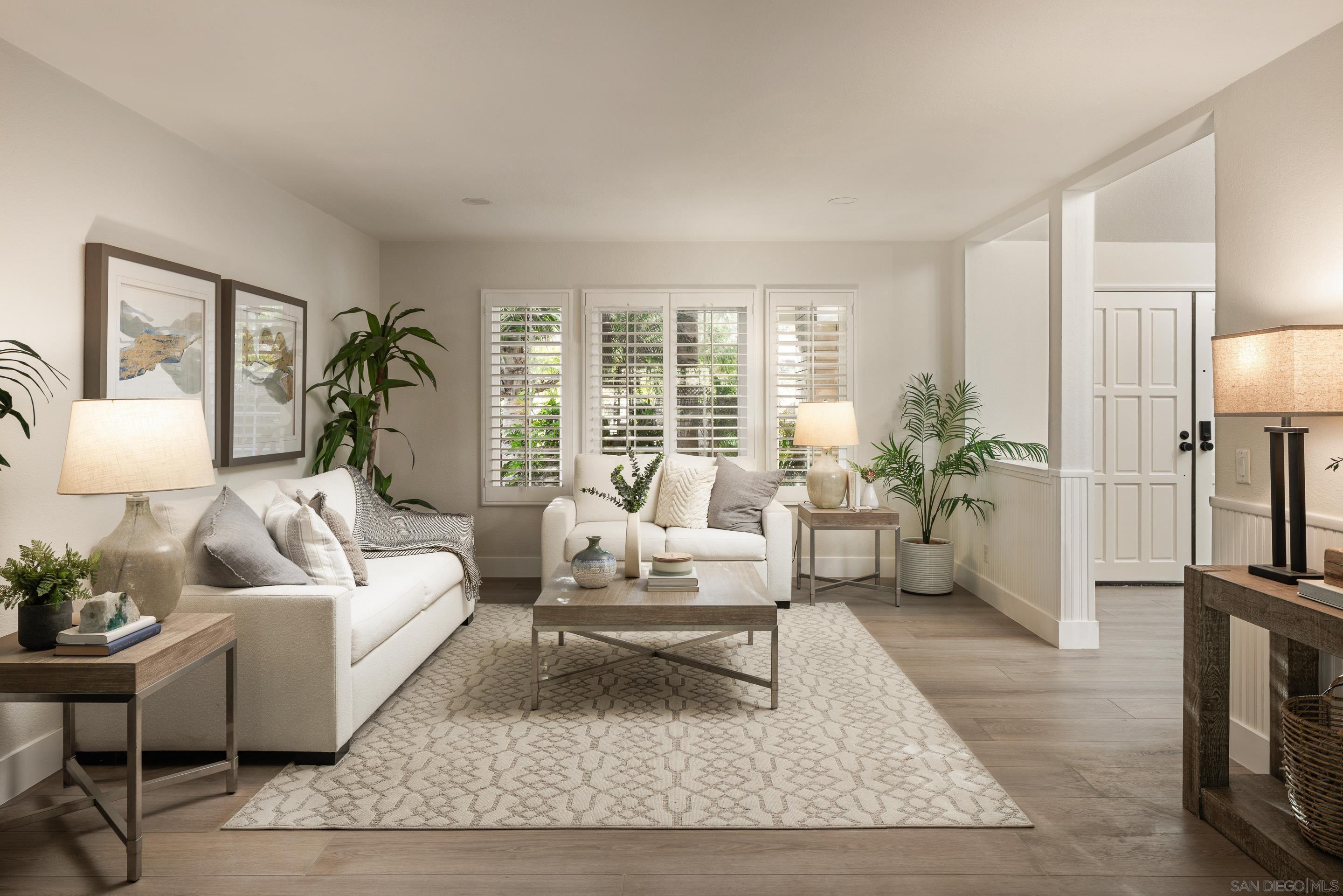 Detail Gallery Image 4 of 26 For 3442  Celinda Drive, Carlsbad,  CA 92008 - 4 Beds | 2/1 Baths