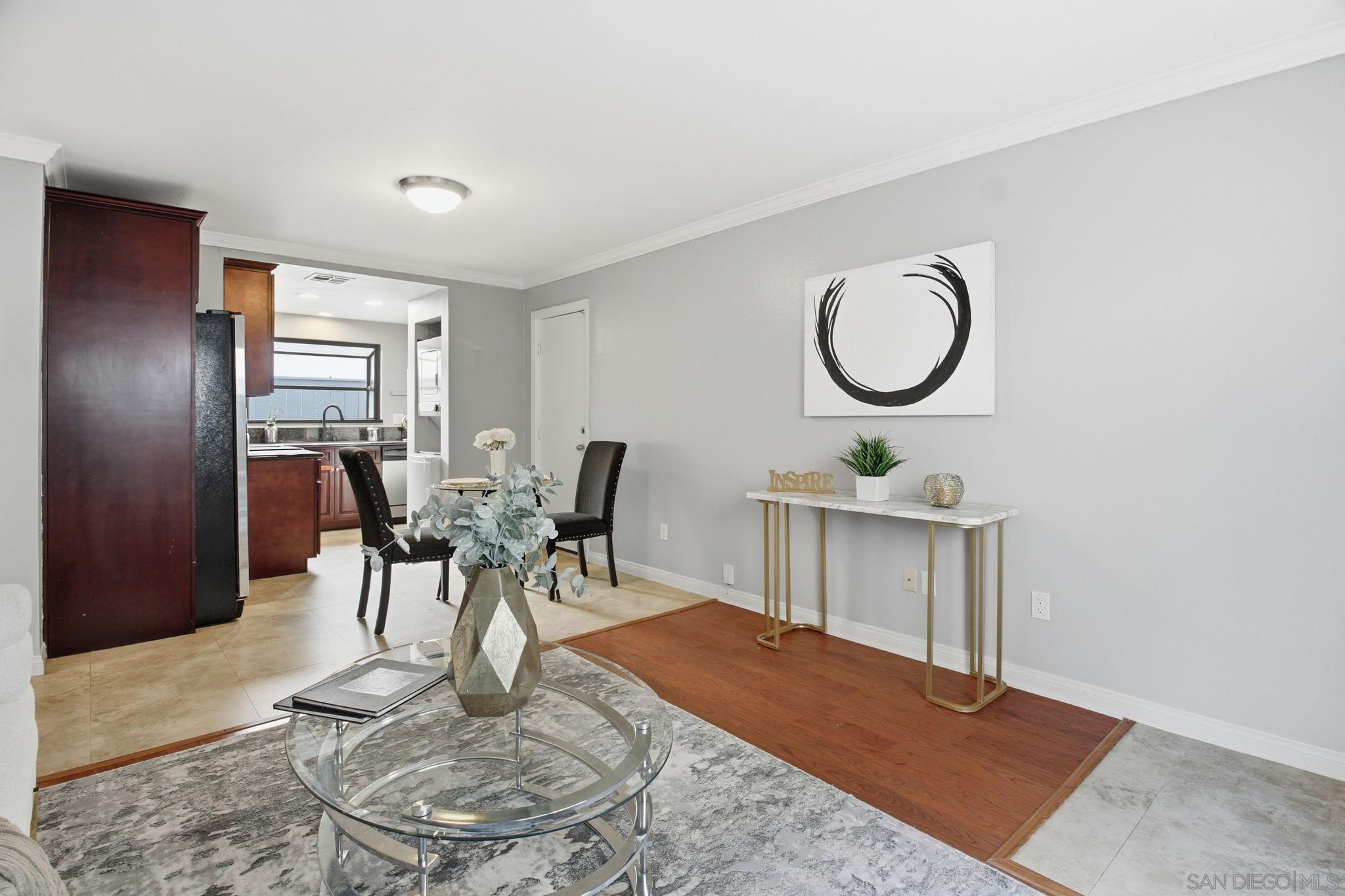 Detail Gallery Image 2 of 30 For 4783  Hawley Blvd  #4,  San Diego,  CA 92116 - 2 Beds | 2 Baths