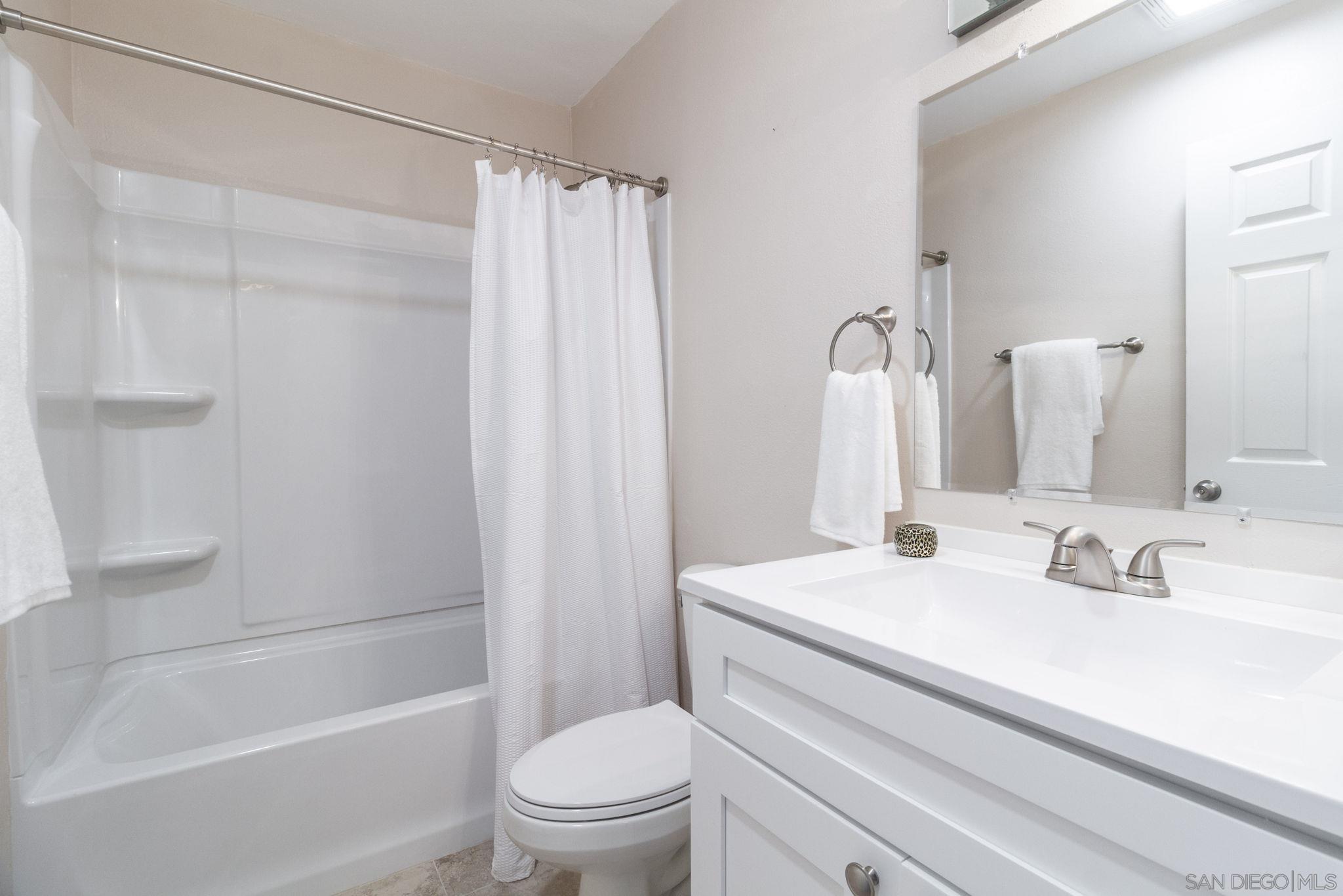 Detail Gallery Image 21 of 30 For 4783  Hawley Blvd  #4,  San Diego,  CA 92116 - 2 Beds | 2 Baths