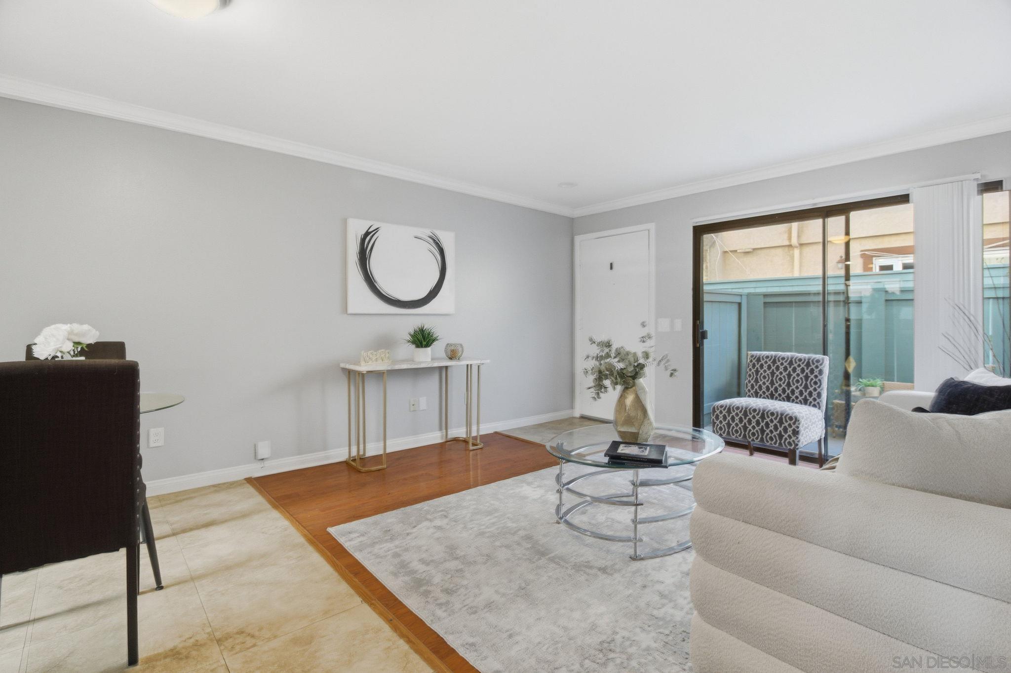 Detail Gallery Image 5 of 30 For 4783  Hawley Blvd  #4,  San Diego,  CA 92116 - 2 Beds | 2 Baths