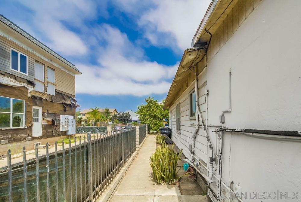 Detail Gallery Image 6 of 29 For 2567-69  L Street, San Diego,  CA 92102 - – Beds | – Baths