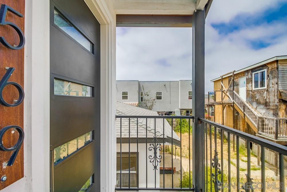 Detail Gallery Image 10 of 29 For 2567-69  L Street, San Diego,  CA 92102 - – Beds | – Baths