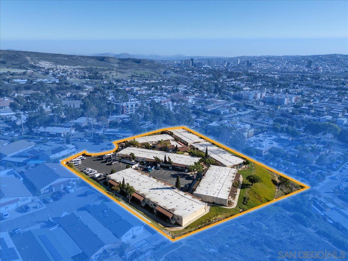 Detail Gallery Image 4 of 30 For 279-291  Padua Hills Place, San Ysidro,  CA 92173 - – Beds | – Baths