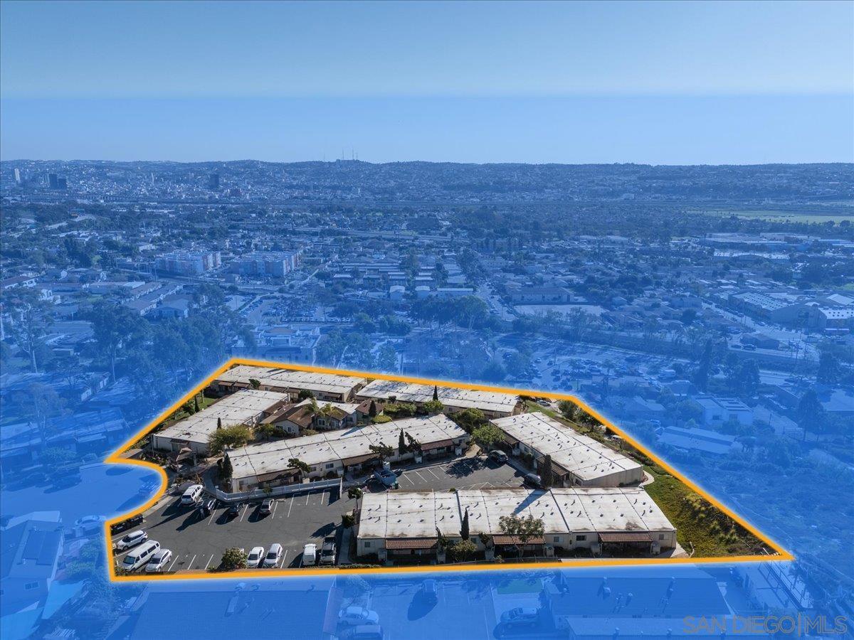 Detail Gallery Image 5 of 30 For 279-291  Padua Hills Place, San Ysidro,  CA 92173 - – Beds | – Baths