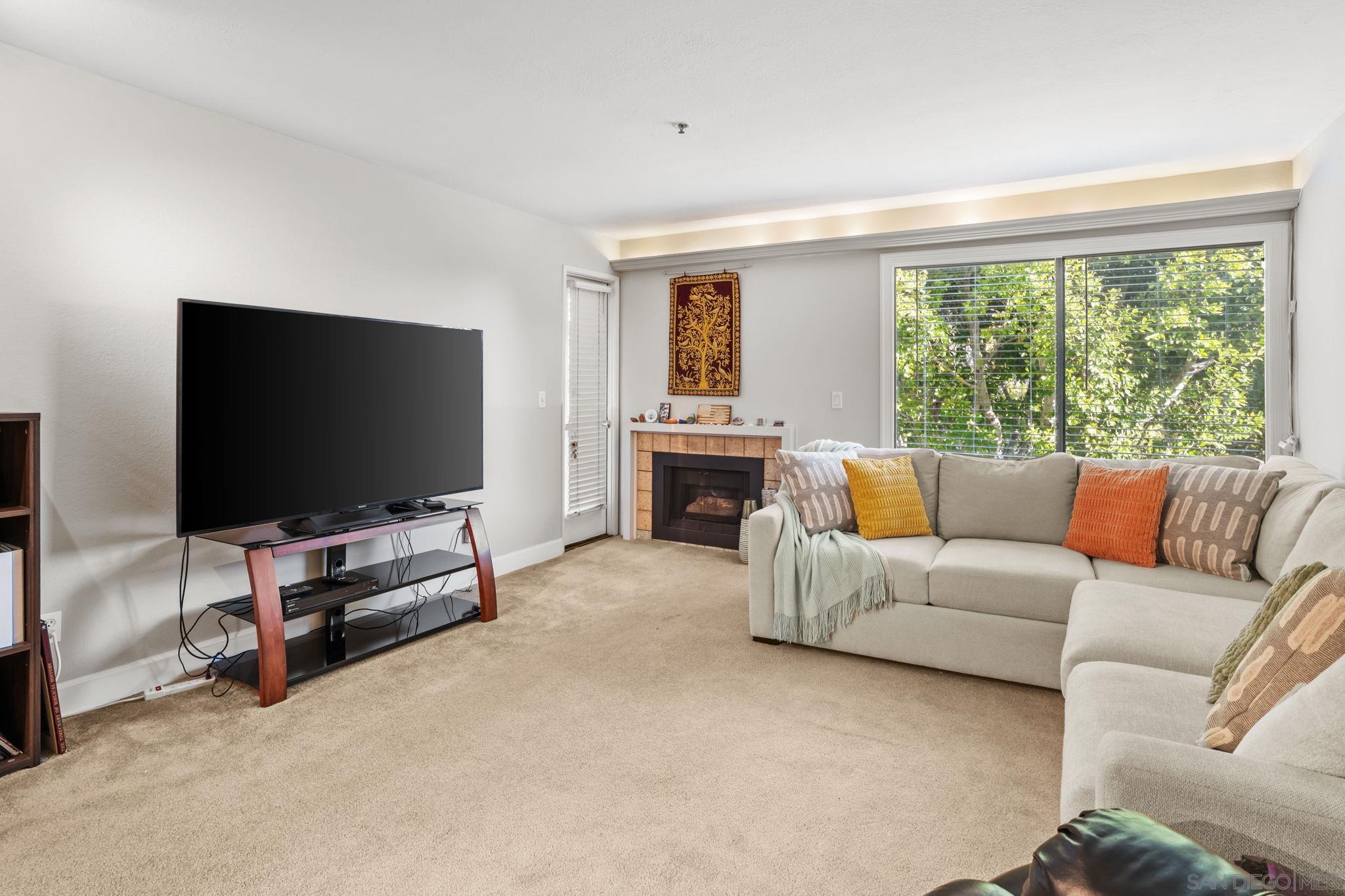 Detail Gallery Image 5 of 27 For 11255  Tierrasanta  #98,  San Diego,  CA 92124 - 1 Beds | 1/1 Baths