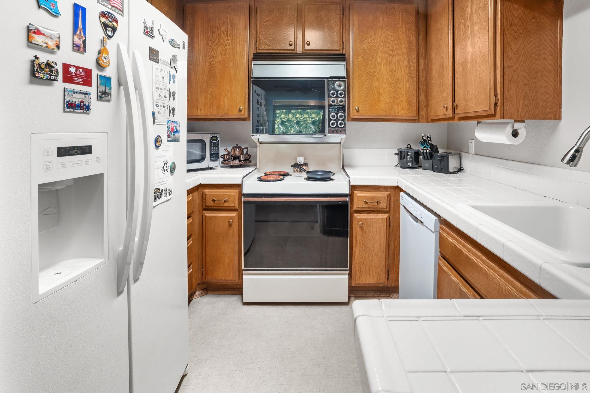 Detail Gallery Image 9 of 27 For 11255  Tierrasanta  #98,  San Diego,  CA 92124 - 1 Beds | 1/1 Baths