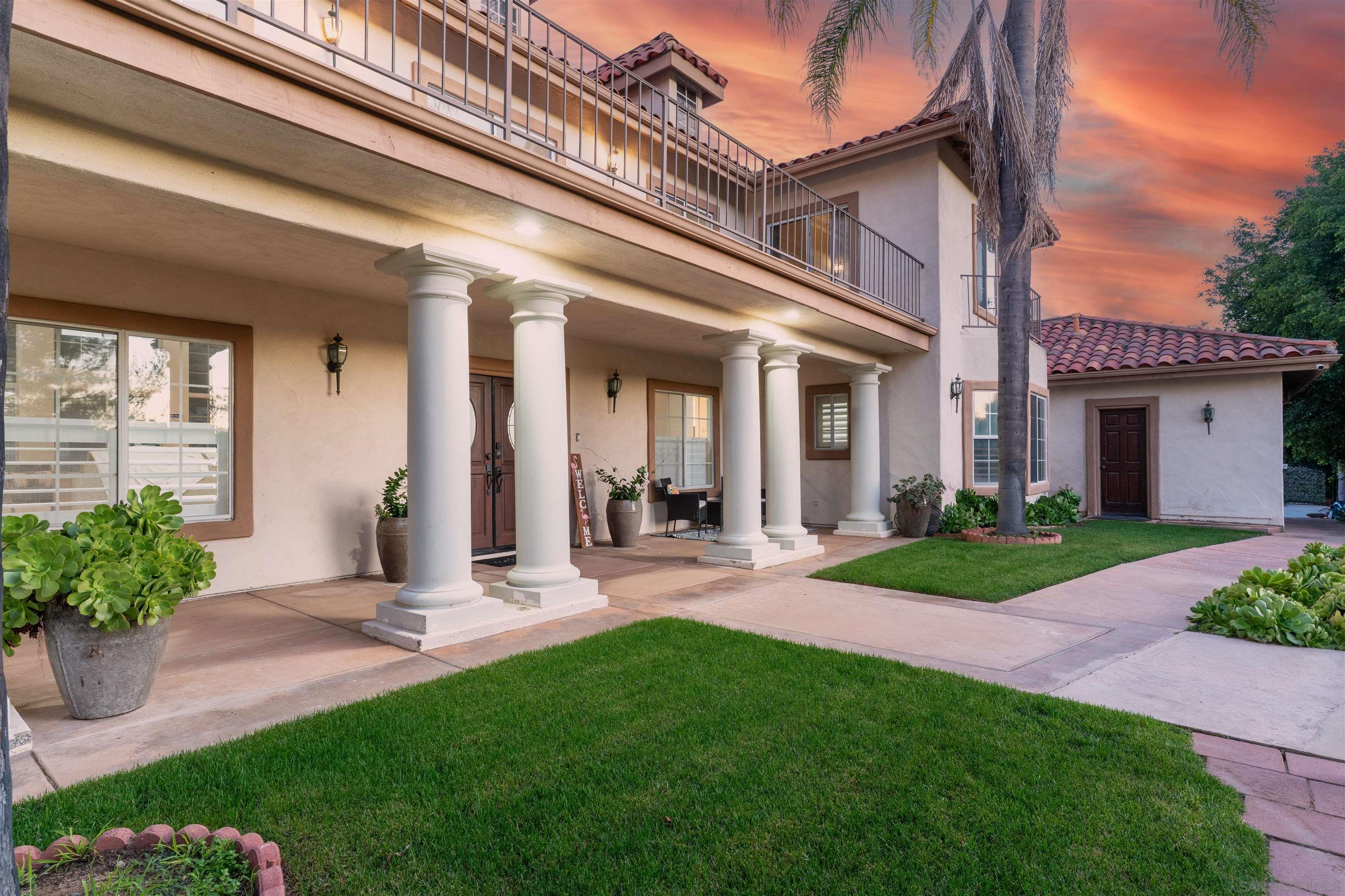 Detail Gallery Image 2 of 51 For 1696  Gil Way, Vista,  CA 92084 - 6 Beds | 6/1 Baths