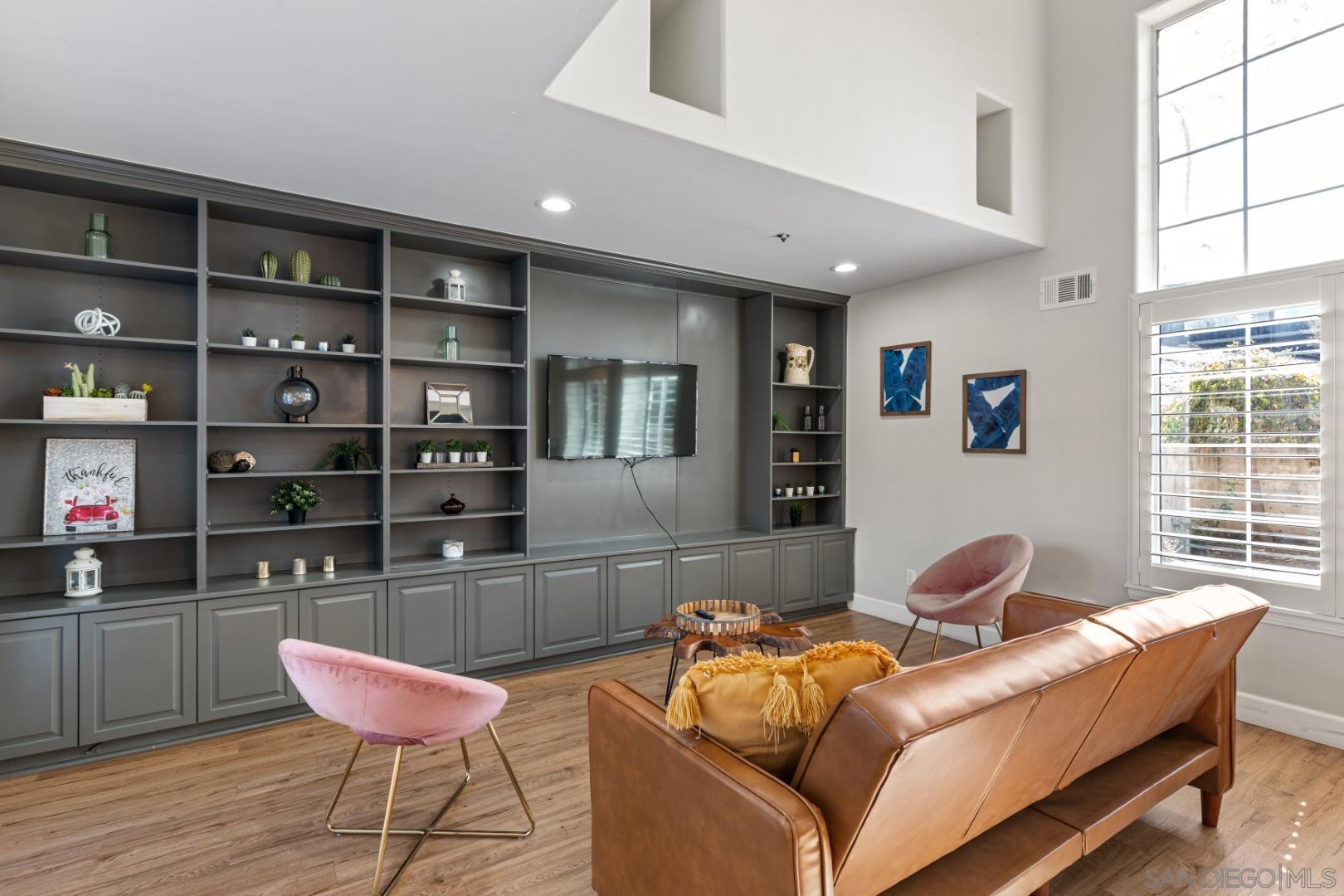 Detail Gallery Image 24 of 51 For 1696  Gil Way, Vista,  CA 92084 - 6 Beds | 6/1 Baths