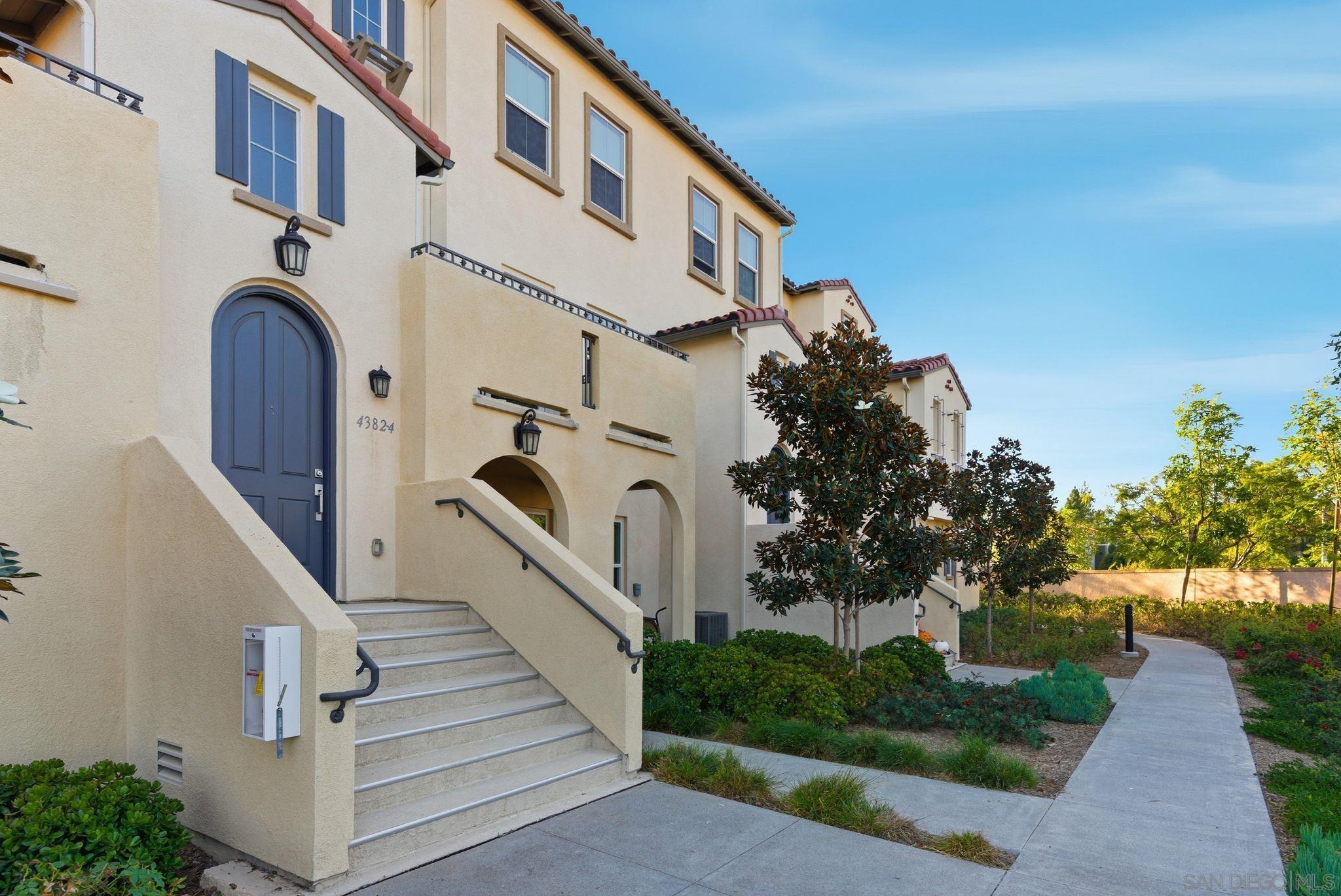 Detail Gallery Image 25 of 42 For 4382  Pacifica Way  #4,  Oceanside,  CA 92056 - 3 Beds | 3/1 Baths